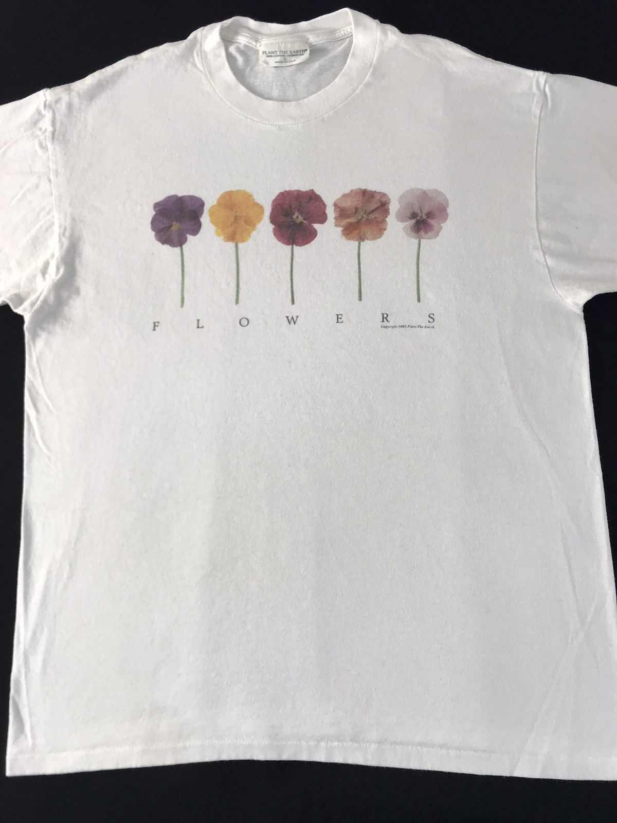 Other Rare Vintage 90s 1995 Plant The Earth Flower Art Tee Size US L / EU 52-54 / 3 - 2 Thumbnail