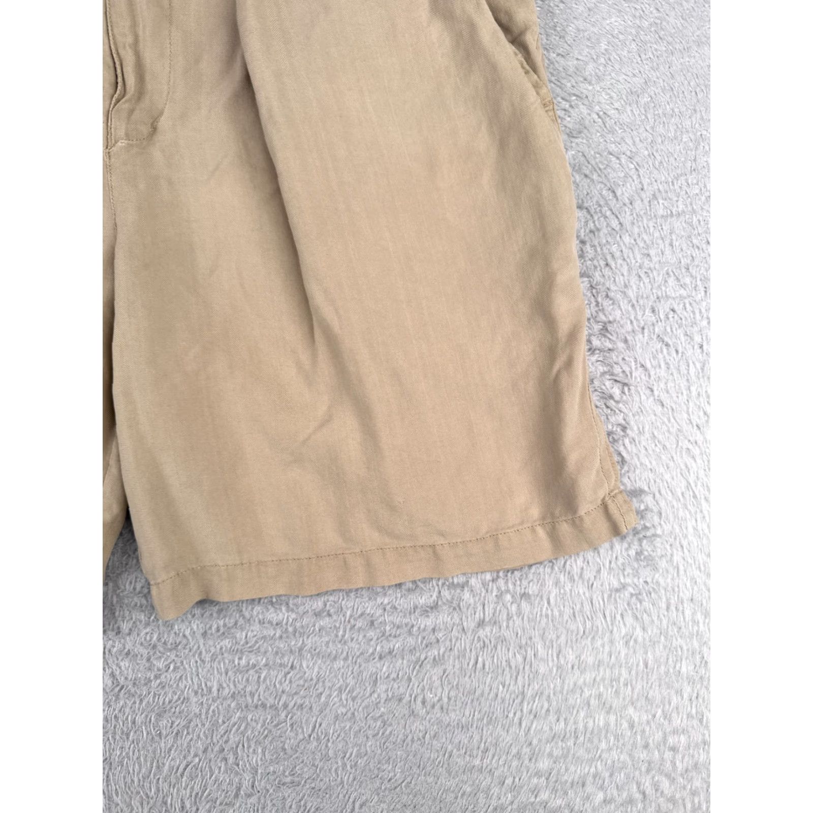 Tommy Bahama Tommy Bahama Shorts Men Beige Bermuda 36 Silk Pleated Beach Vacation 36x9 Pockets Logo Relaxed Fit Size US 36 / EU 52 - 2 Thumbnail