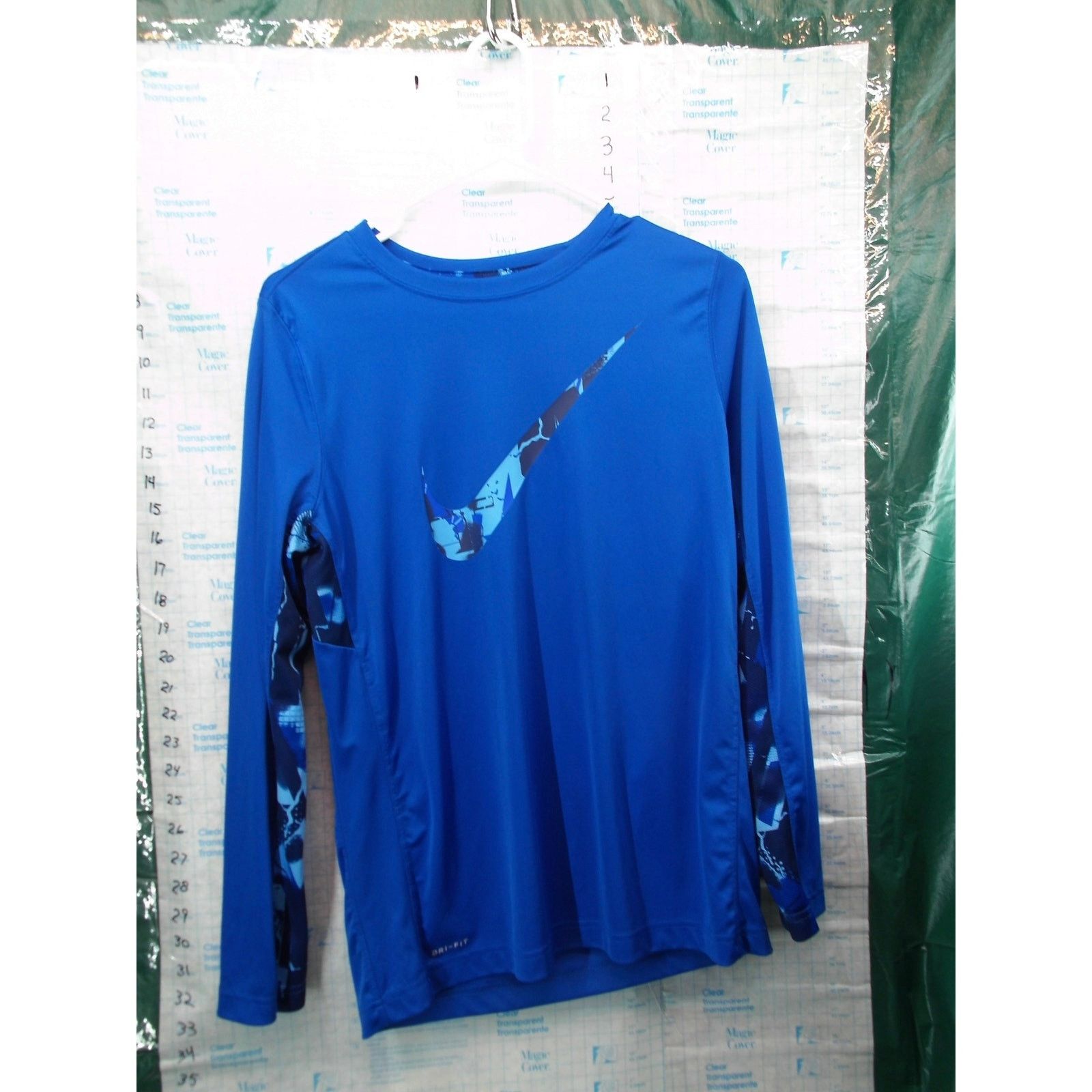 Nike Nike DriFit Youth XL Blue Athlet Shirt Camo Logo Long Sleeve Size US XL / EU 56 / 4 - 6 Thumbnail