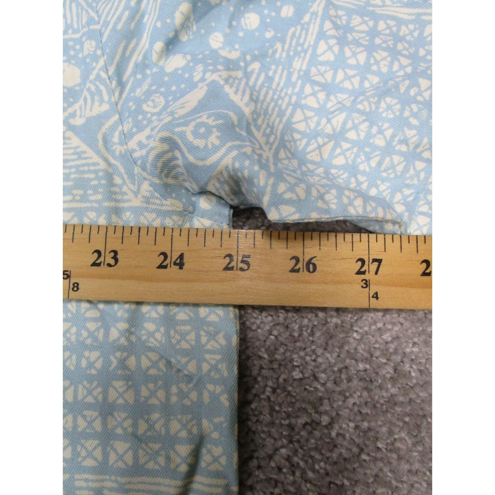 Tommy Bahama Tommy Bahama Shirt Mens XL Blue Silk Button-Up Casual Short Sleeve Collared Knit? No—Silk Button-Up Shirt, Tommy Bahama, Blue, XL, Men, Casual Size US XL / EU 56 / 4 - 7 Thumbnail