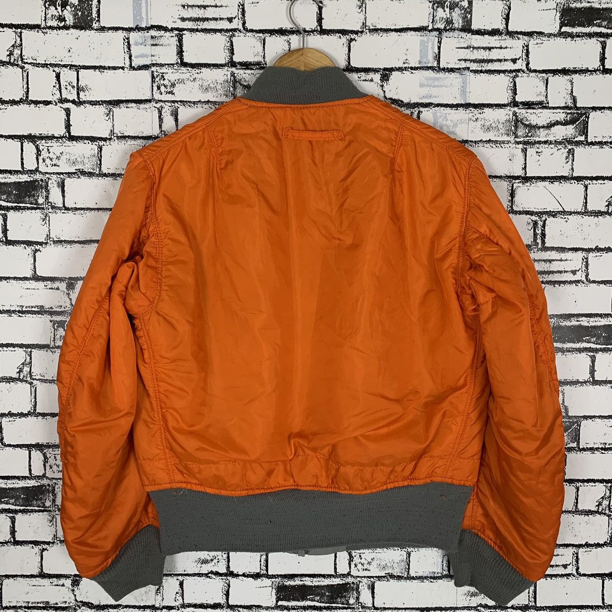 Alpha Industries Alpha Industries Riversible Bomber Jacket Size US S / EU 44-46 / 1 - 15 Thumbnail