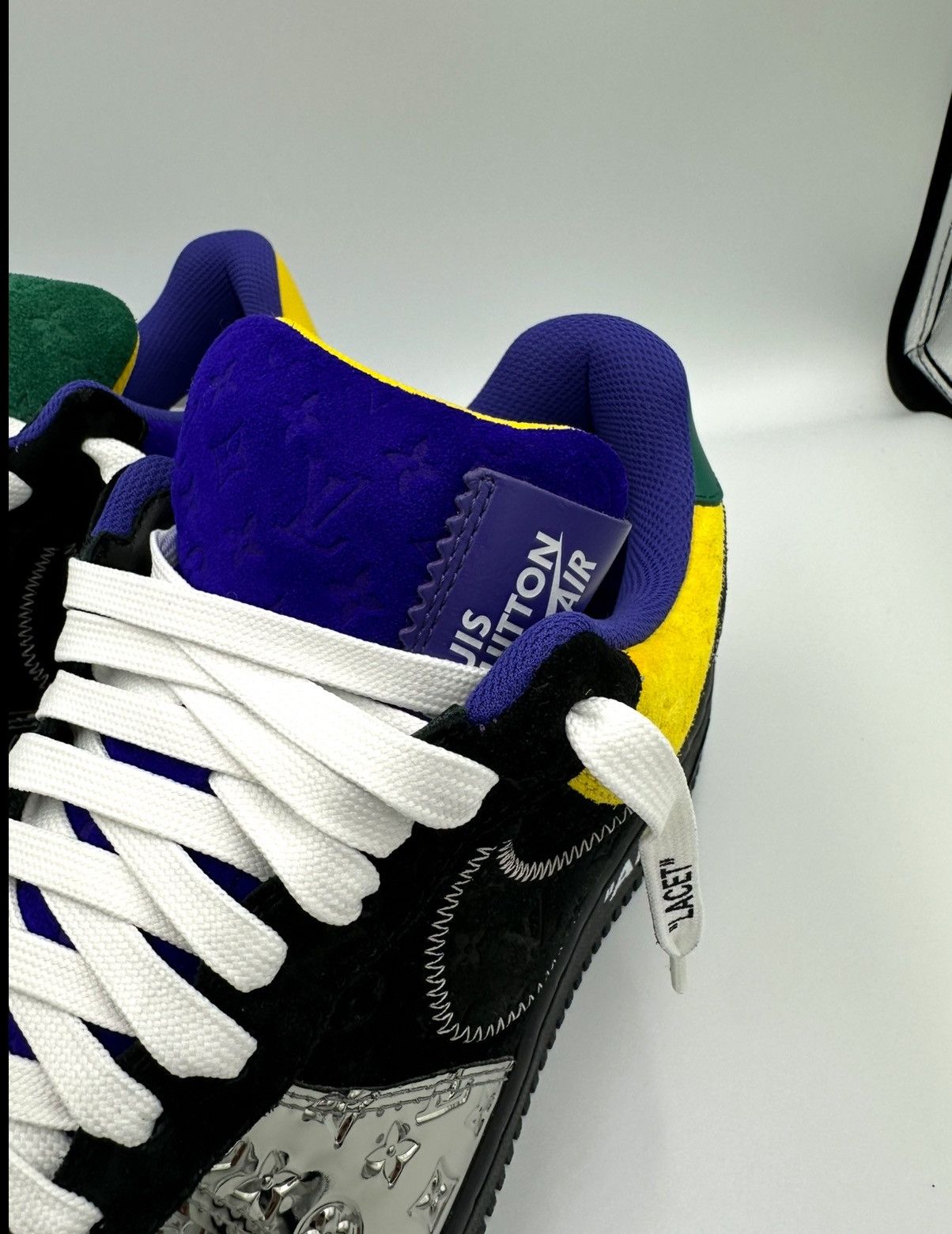 Louis Vuitton Louis Vuitton x Nike Air Force Size US 8 / EU 41 - 15 Thumbnail