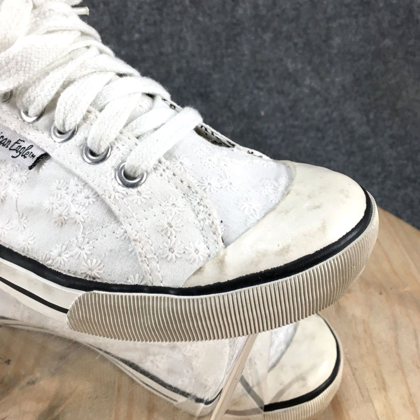 American Eagle Outfitters American Eagle Outfitters Shoes Womens Sneakers White Lace Up Low Top Comfort Round Toe 7.5 Size M / US 6-8 / IT 42-44 - 5 Thumbnail