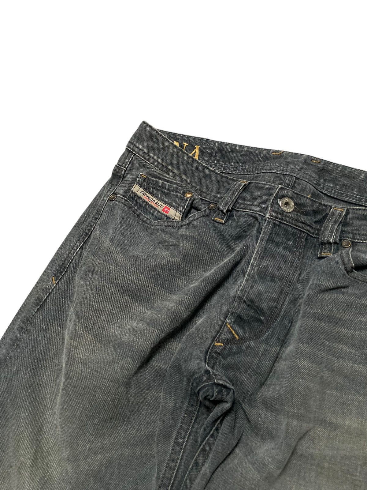 Diesel × Japanese Brand Vintage y2k Diesel Jeans Denim Distressed Faded Washed Size US 33 - 8 Thumbnail