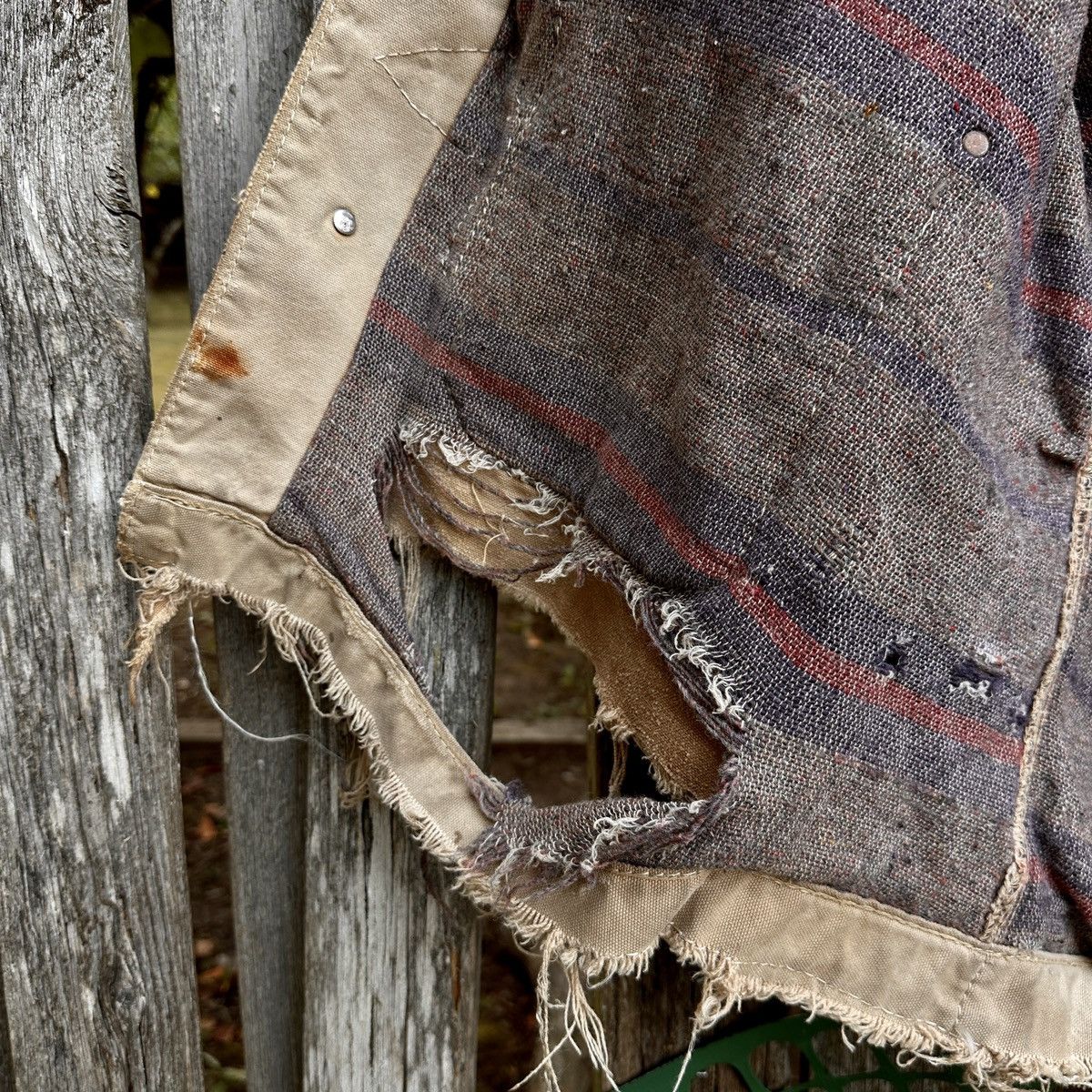 Carhartt × Vintage 70s Thrashed Carhartt miner Homeless Chore Coat Boro Crash Size US L / EU 52-54 / 3 - 21 Thumbnail
