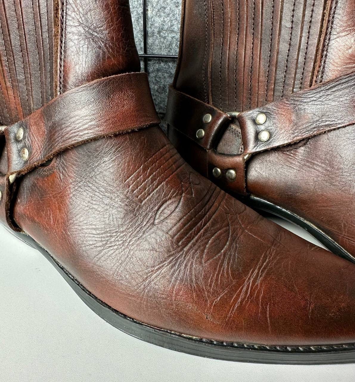 Genuine Leather Vintage Chelsea cowboy leather shoes size 9 Size US 9 / EU 42 - 6 Thumbnail