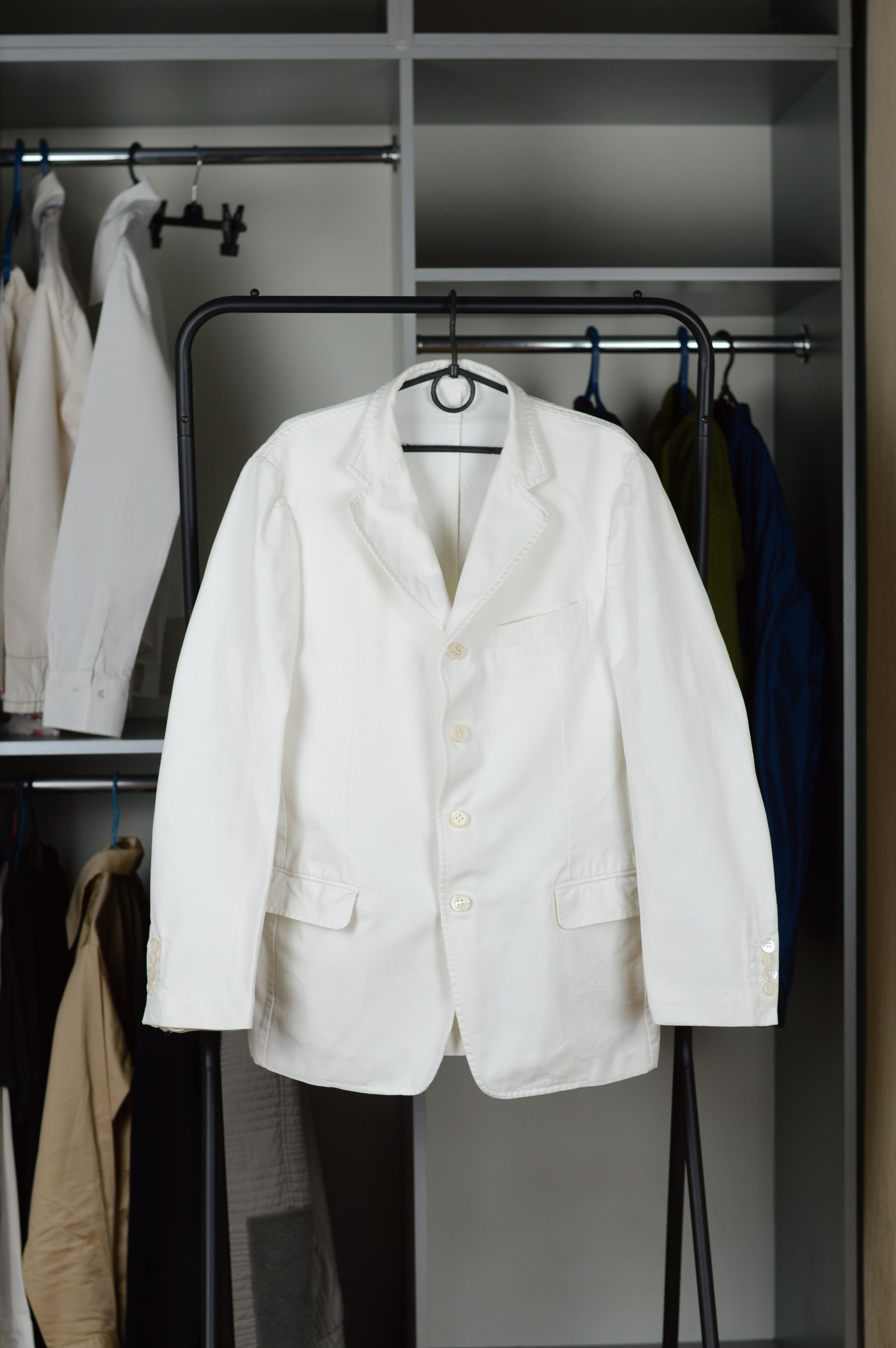 Gucci Gucci 4 button white blazer Size 50R - 1 Thumbnail