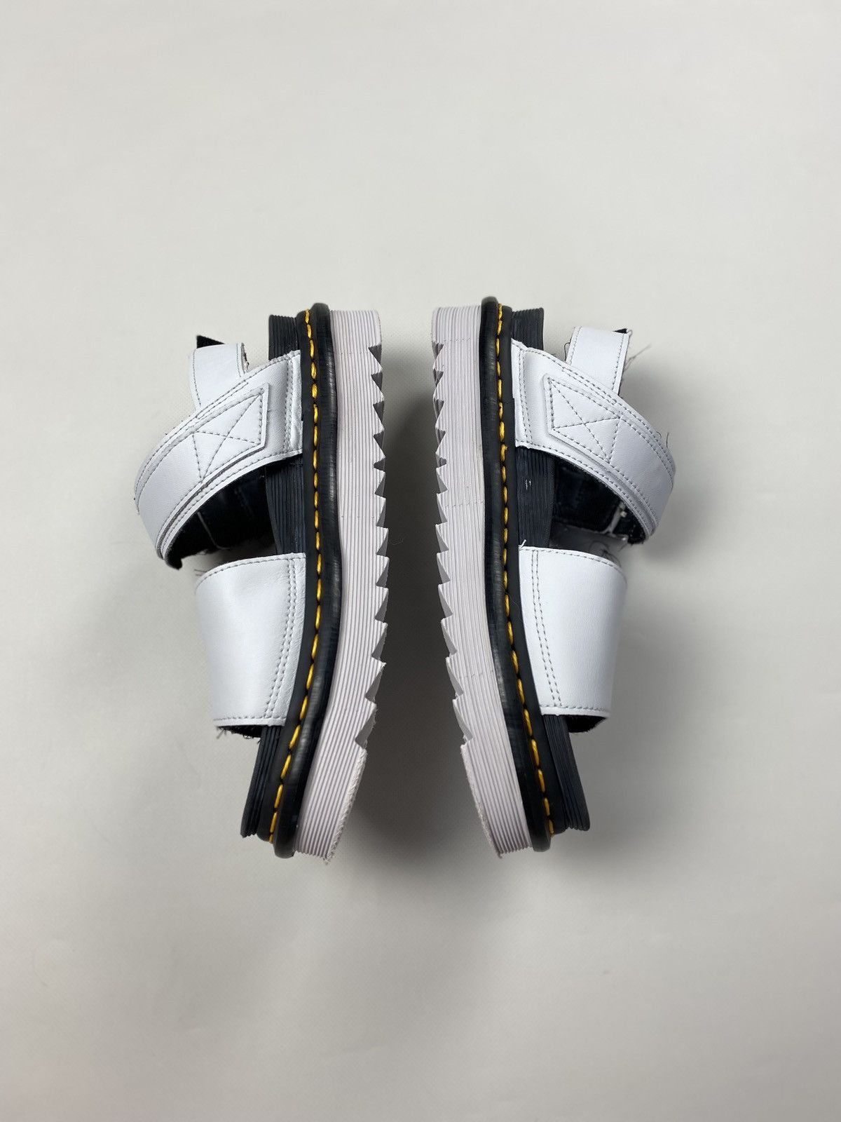 Dr. Martens Dr. Martens Docs Voss ladies sandals shoes size EU 38 US 7 Size US 7 / IT 37 - 15 Thumbnail