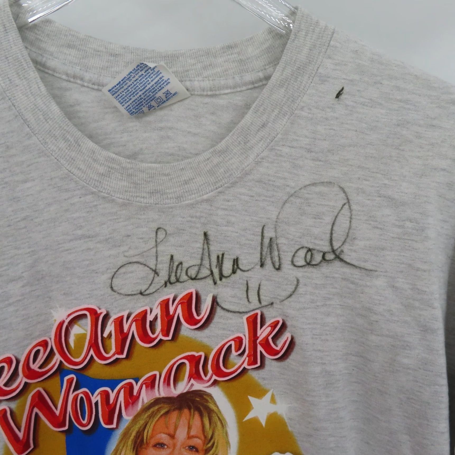 Hanes VTG Hanes T-Shirt Lee Ann Womack Texas LAW Tour Signed Autographed Adult XL Gray Short Sleeve Crew Neck Size US XL / EU 56 / 4 - 2 Thumbnail