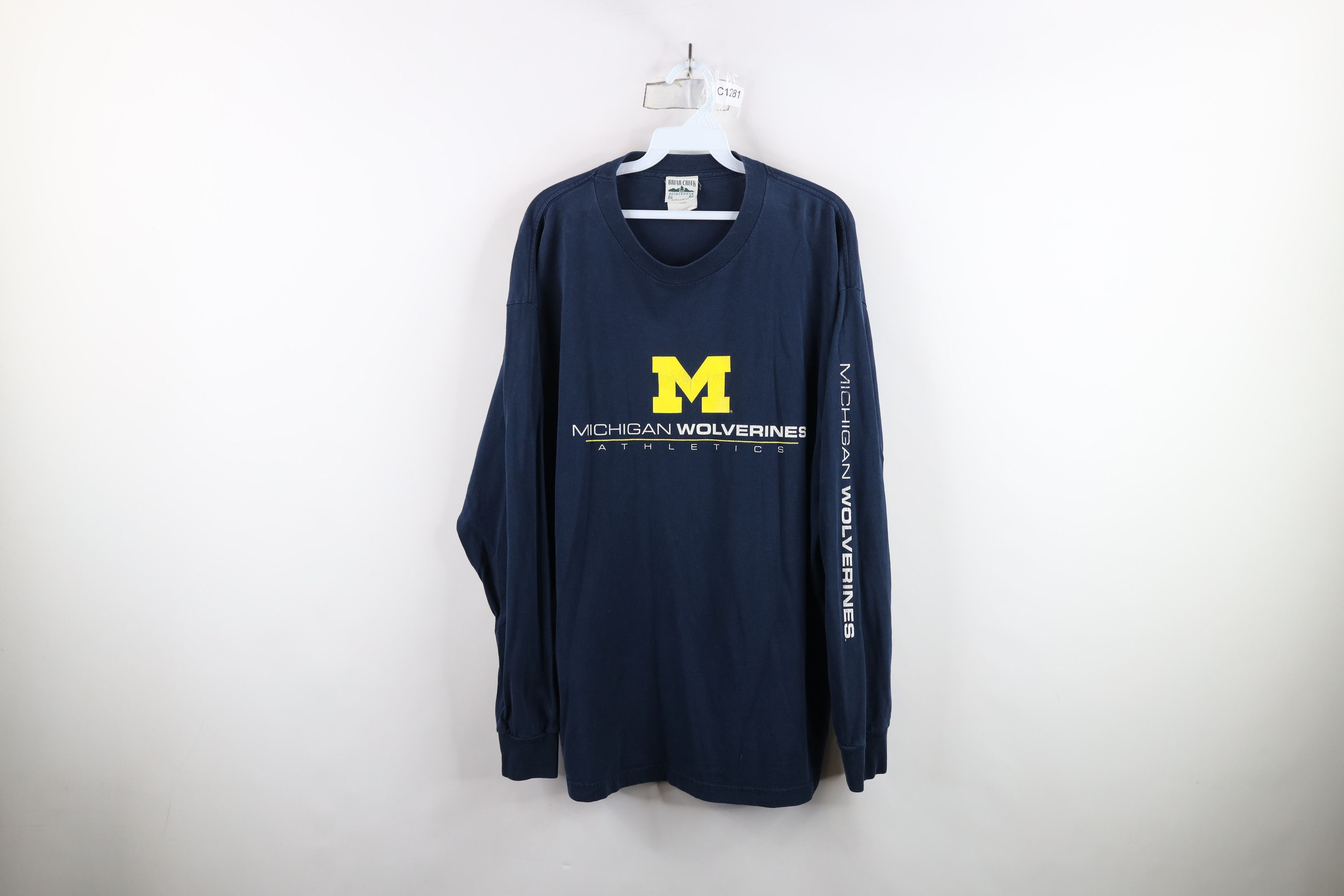 Vintage Vintage 90s University of Michigan Long Sleeve T-Shirt Size US XL / EU 56 / 4 - 1 Thumbnail