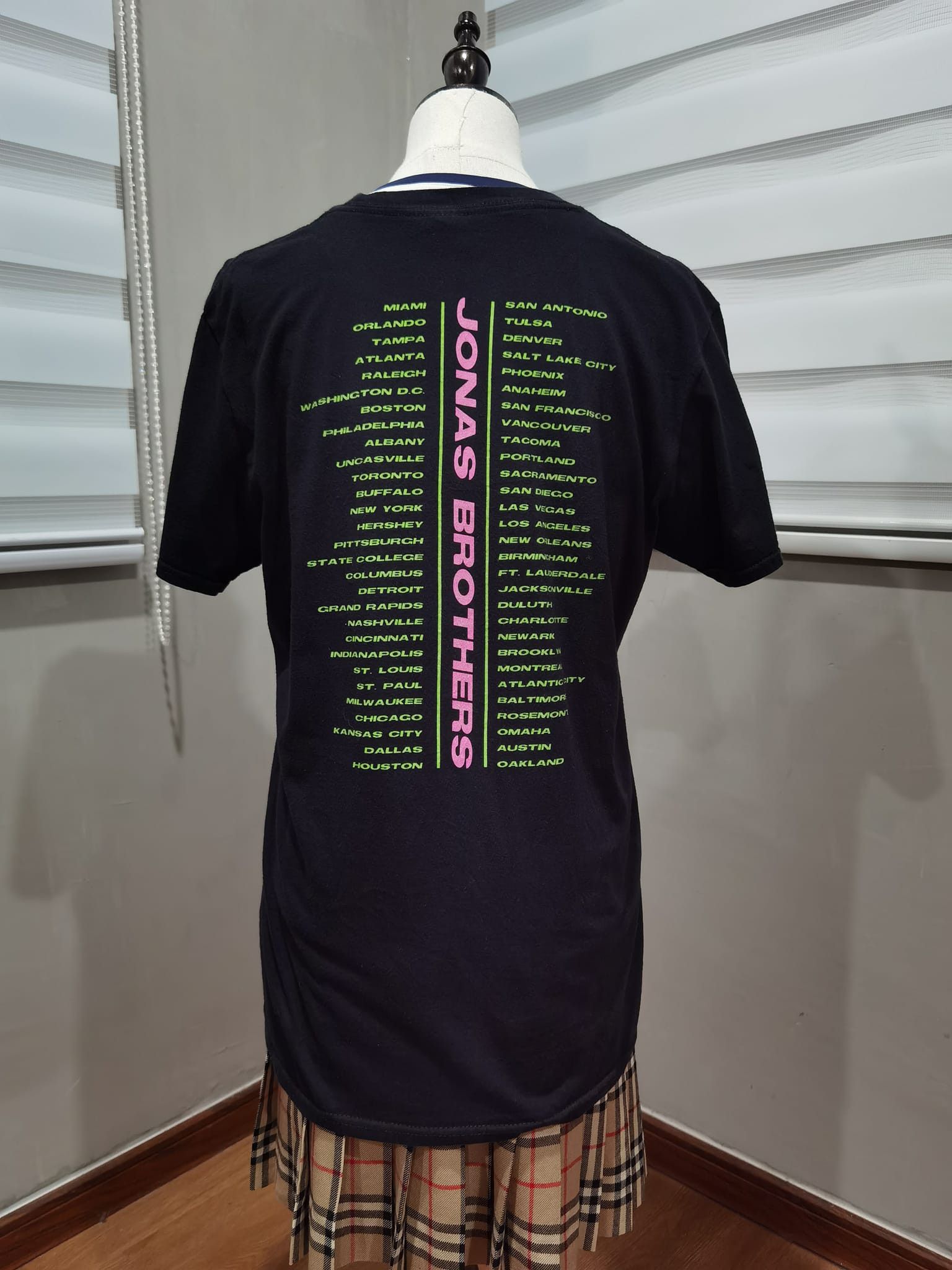 Gildan JONAS BROTHERS usa tour S 2149 Size US S / EU 44-46 / 1 - 2 Thumbnail