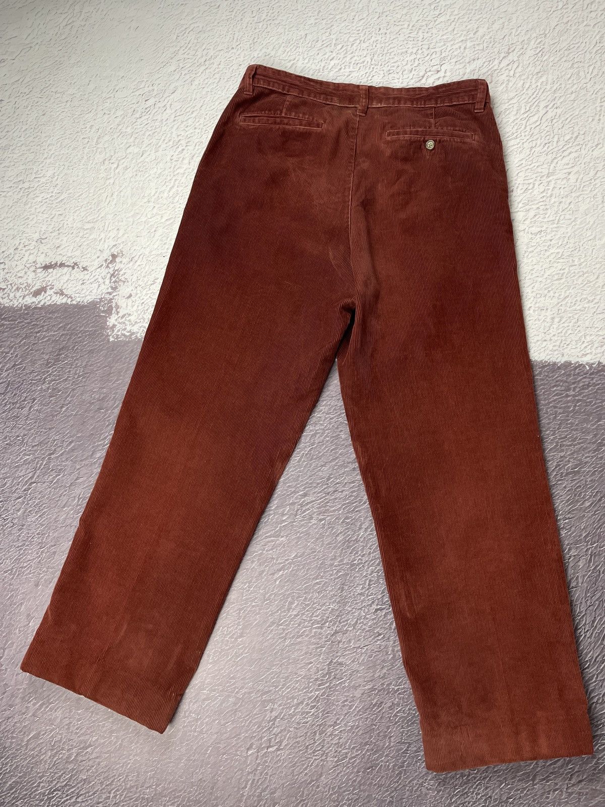 L.L. Bean L.L. Bean vintage corduroy burgundy casual pants Size US 34 / EU 50 - 12 Thumbnail