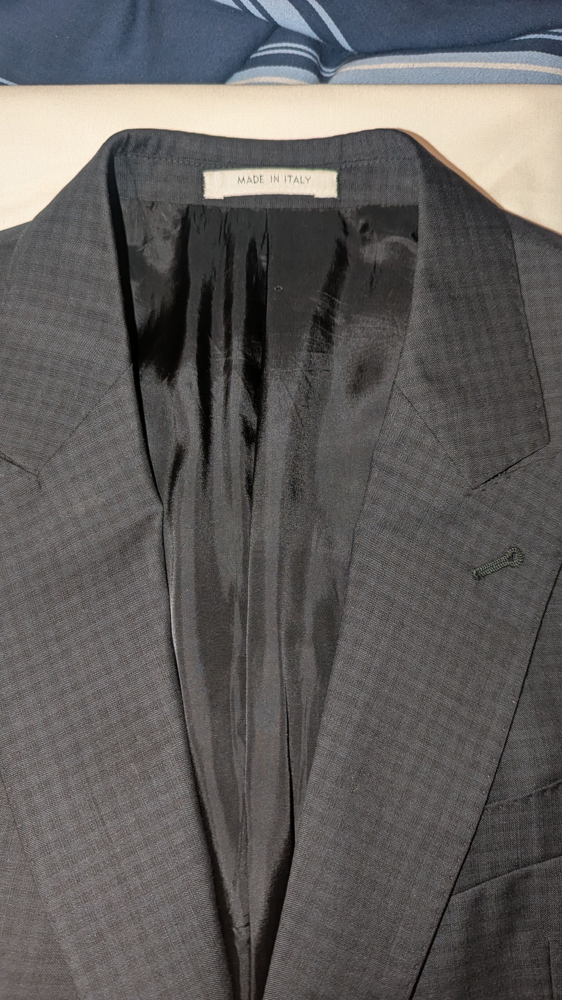 Armani Collezioni No Tags, Used Armani Collezioni S-Line Check Blazer Size 40R - 8 Thumbnail