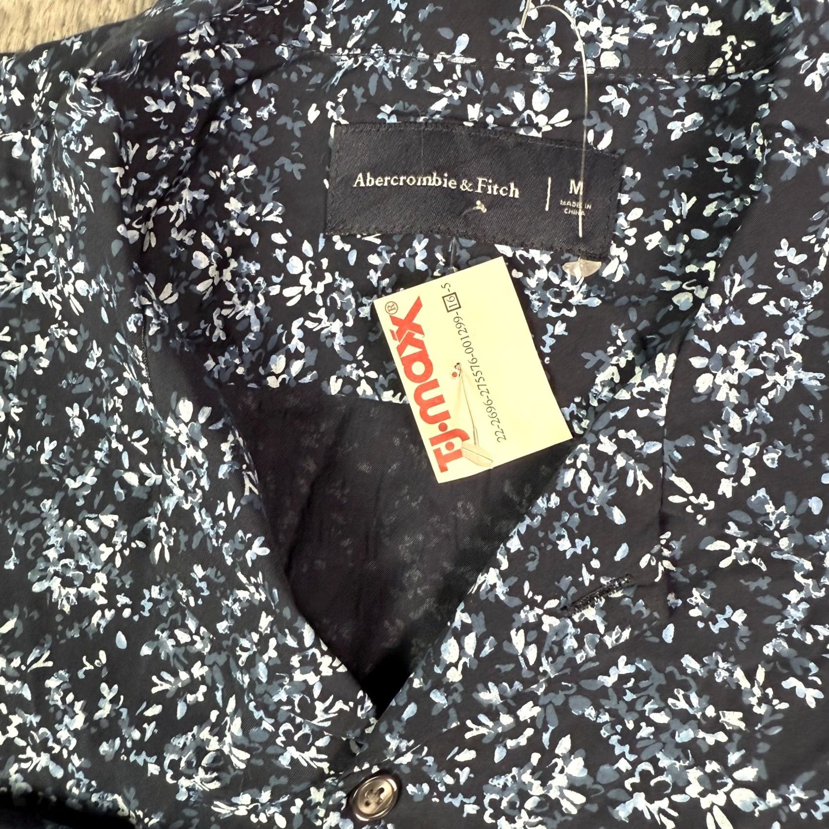 Abercrombie & Fitch Abercrombie & Fitch Shirt Mens M Blue Floral Long Sleeve Button Viscose Bamboo Size US M / EU 48-50 / 2 - 3 Thumbnail
