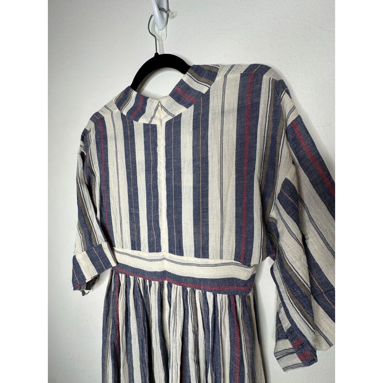 Other Three Graces London Ferrer Stripe Short Sleeve VNeck Dress Size L / US 10 / IT 46 - 9 Thumbnail