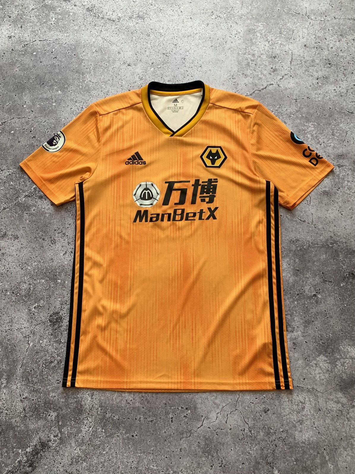 Adidas 🔥ADIDAS WOLVERHAMPTON 2019 2020 HOME SOCCER JERSEY Size US M / EU 48-50 / 2 - 2 Thumbnail