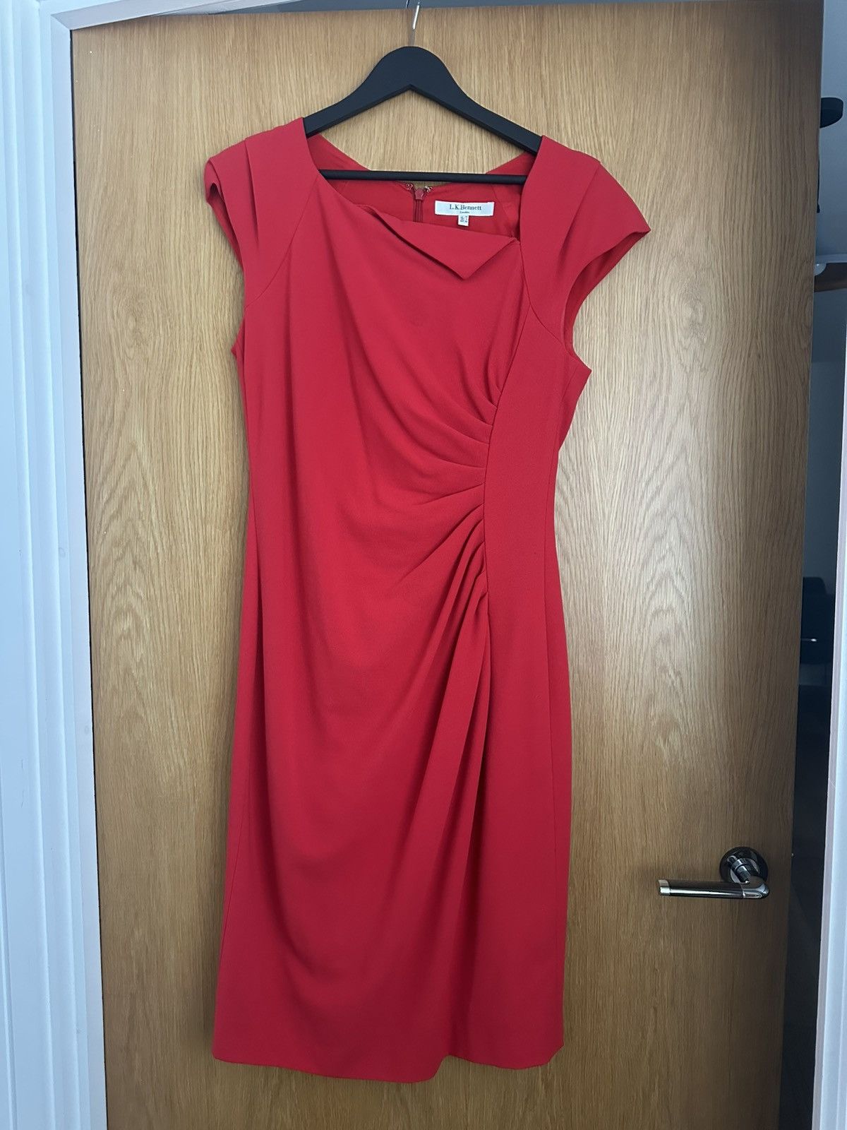 LK Bennett Classy red dress for ladies Size L / US 10 / IT 46 - 1 Thumbnail