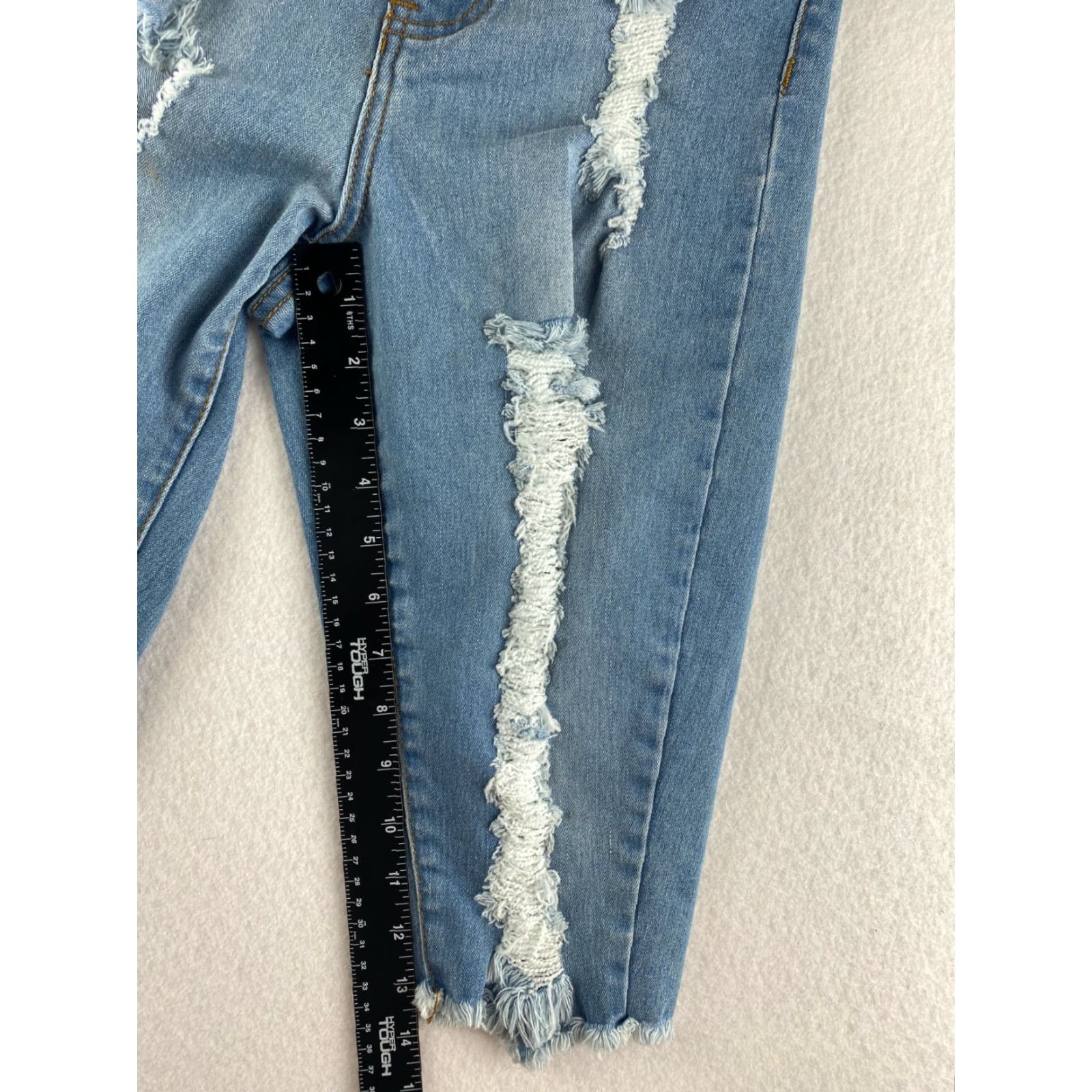 Fashion Nova Fashion Nova Jeans Womens 3 Blue High-Rise Stretch Capris Denim Distressed NWT Size 26" / US 2 / IT 38 - 5 Thumbnail
