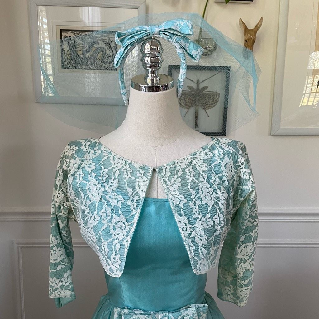 Vintage Vintage 60s Turquoise Blue Ivory Lace Fit & Flare Dress Shru Size XS / US 0-2 / IT 36-38 - 3 Thumbnail
