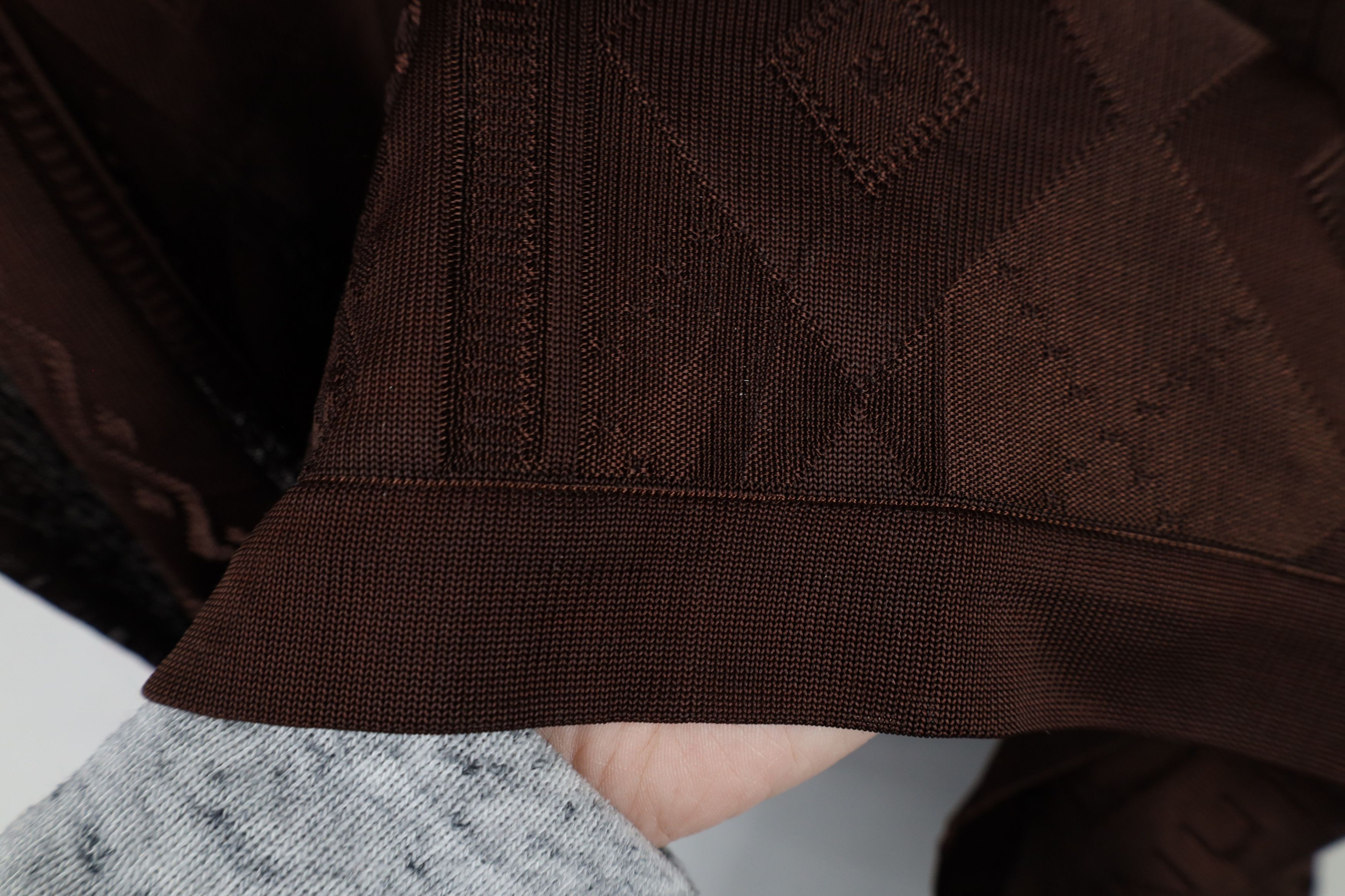 Vintage Vintage 90s Coogi Style Geometric Collared Polo Shirt Brown Size US XXL / EU 58 / 5 - 7 Thumbnail