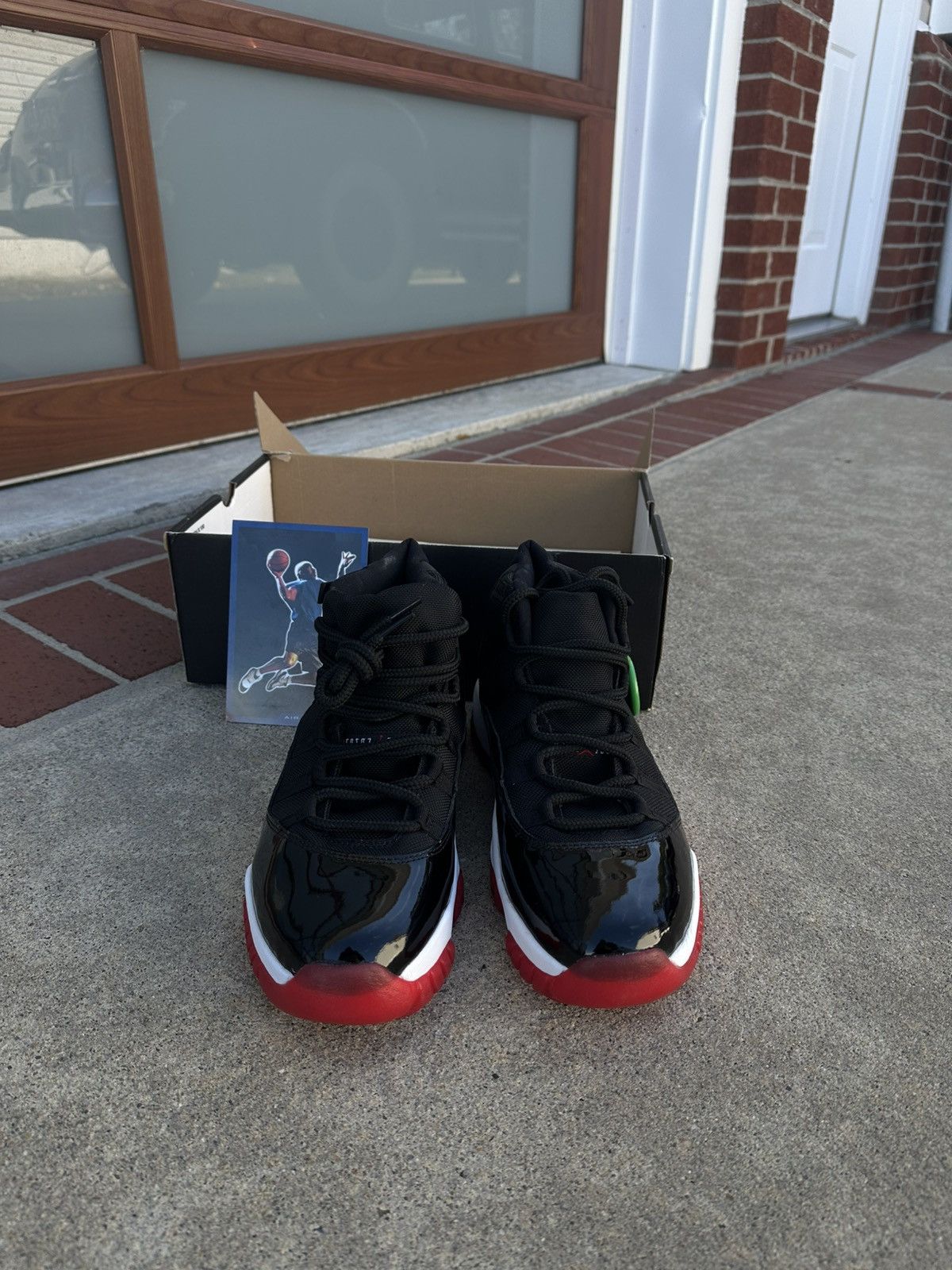 Jordan Brand × Nike Jordan 11 Bred (2001s) Size US 12 / EU 45 - 4 Thumbnail