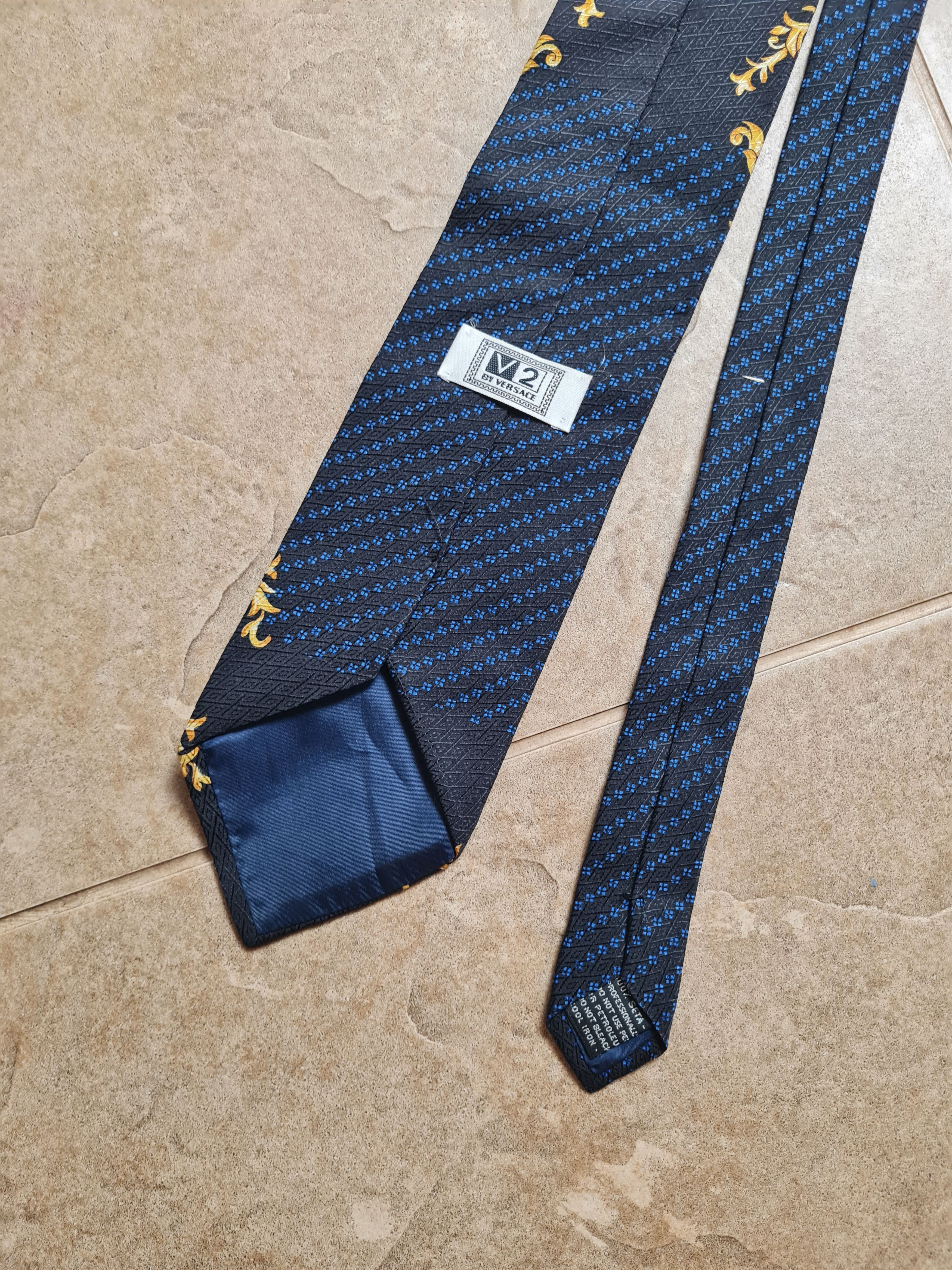 Versace Mens Black Gold Vintage V2 Versace Baroque Print Silk Tie Size ONE SIZE - 7 Thumbnail
