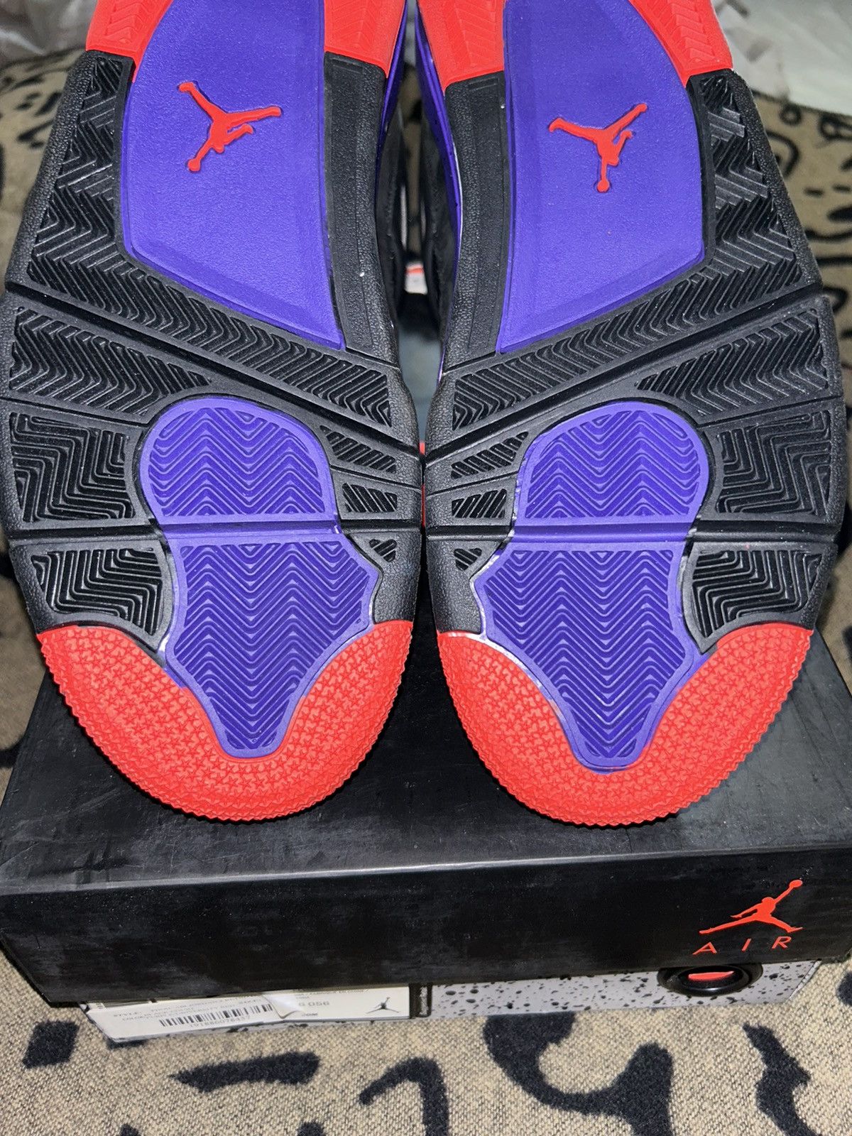 Jordan Brand 2019 Air jordan IV 4 “Drake Edition” Raptors Size US 9.5 / EU 42-43 - 8 Thumbnail