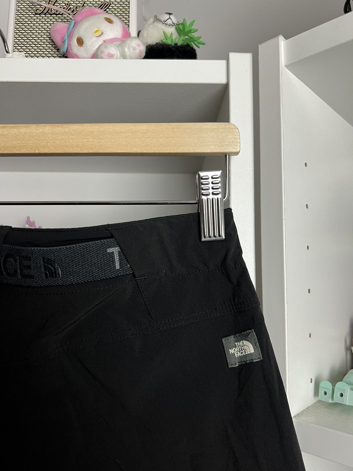 The North Face The North Face technical cargo shorts 28 gorpcore outdoor Size US 28 / EU 44 - 5 Thumbnail