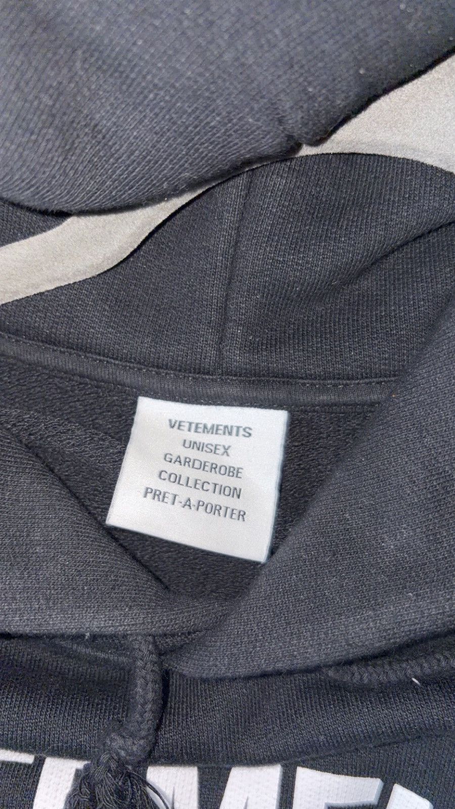 Vetements Vetements “Translation” Hoodie - Black Small Size US S / EU 44-46 / 1 - 4 Thumbnail