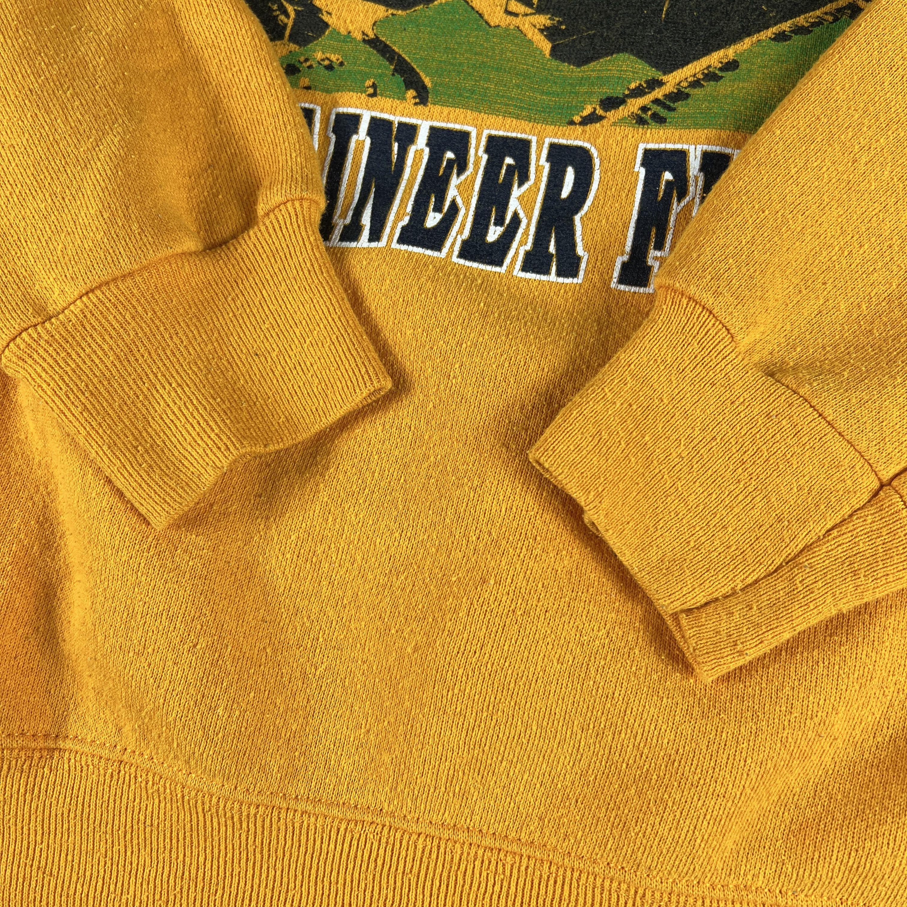 NCAA × Tultex × Vintage VTG 80s West Virginia Mountaineers Field Sweatshirt Crewneck Size US M / EU 48-50 / 2 - 3 Thumbnail