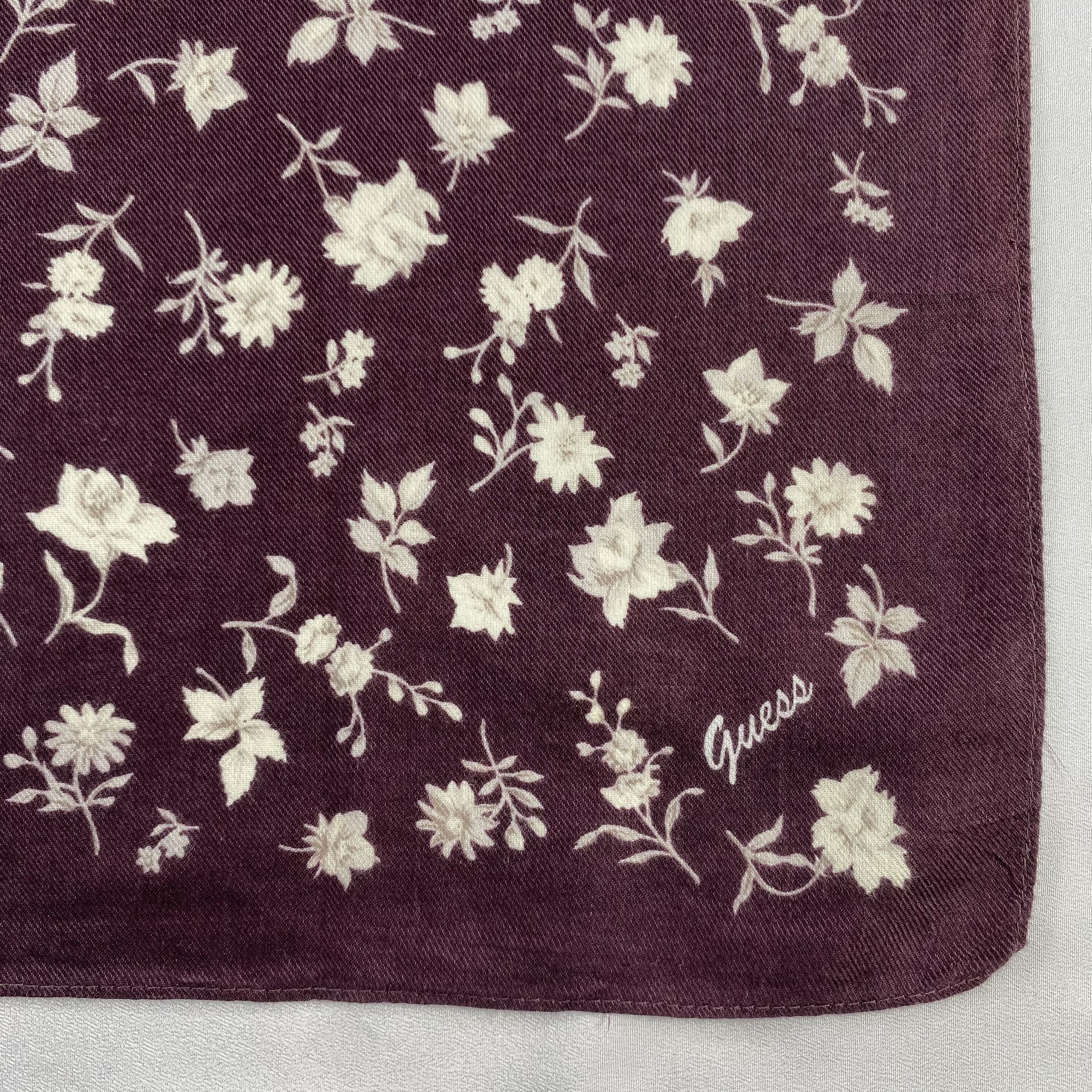 Guess × Vintage Guess Handkerchief / Neckerchief / Bandana-P1741 Size ONE SIZE - 4 Thumbnail