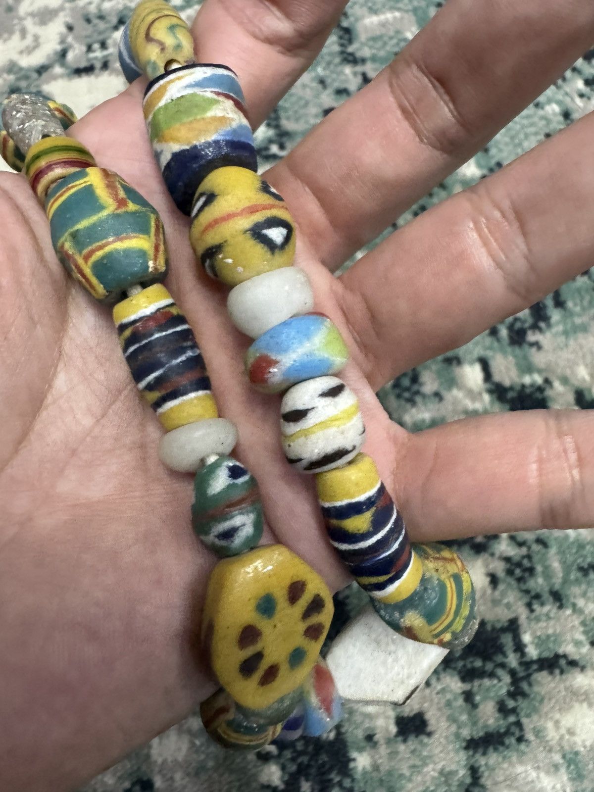 Jewelry VINTAGE VENETIAN AFRICAN GLASS TRADE BEADS STRAND NECKLACE Size 30 - 8 Thumbnail