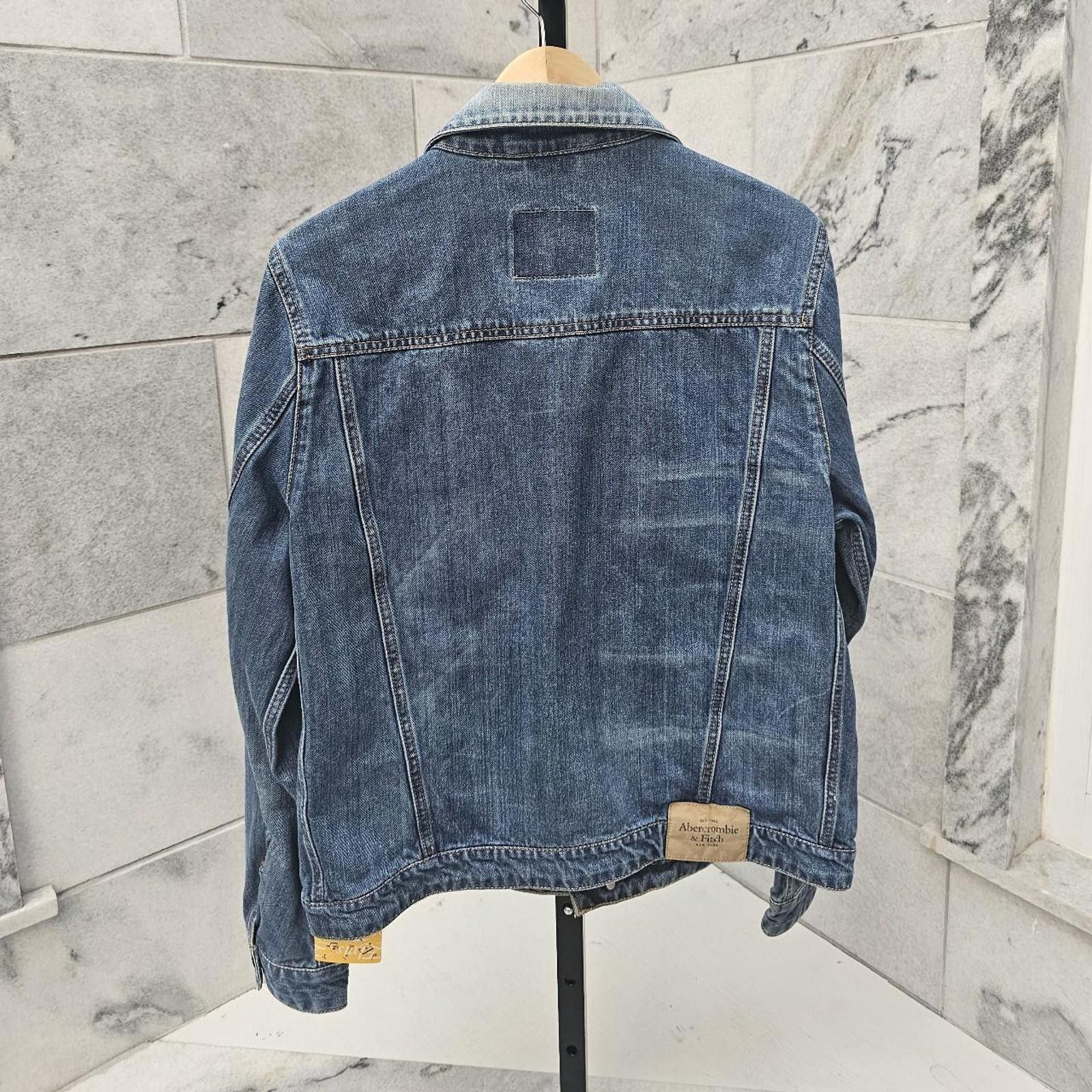 Abercrombie & Fitch Abercrombie & Fitch Denim Jacket Size US L / EU 52-54 / 3 - 6 Thumbnail