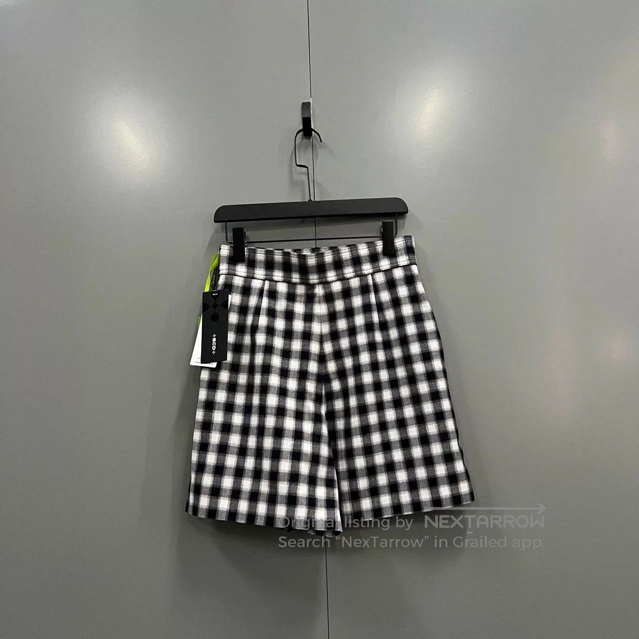 Louis Vuitton Louis Vuitton Checkered Shorts. Size US 32 / EU 48 - 2 Thumbnail