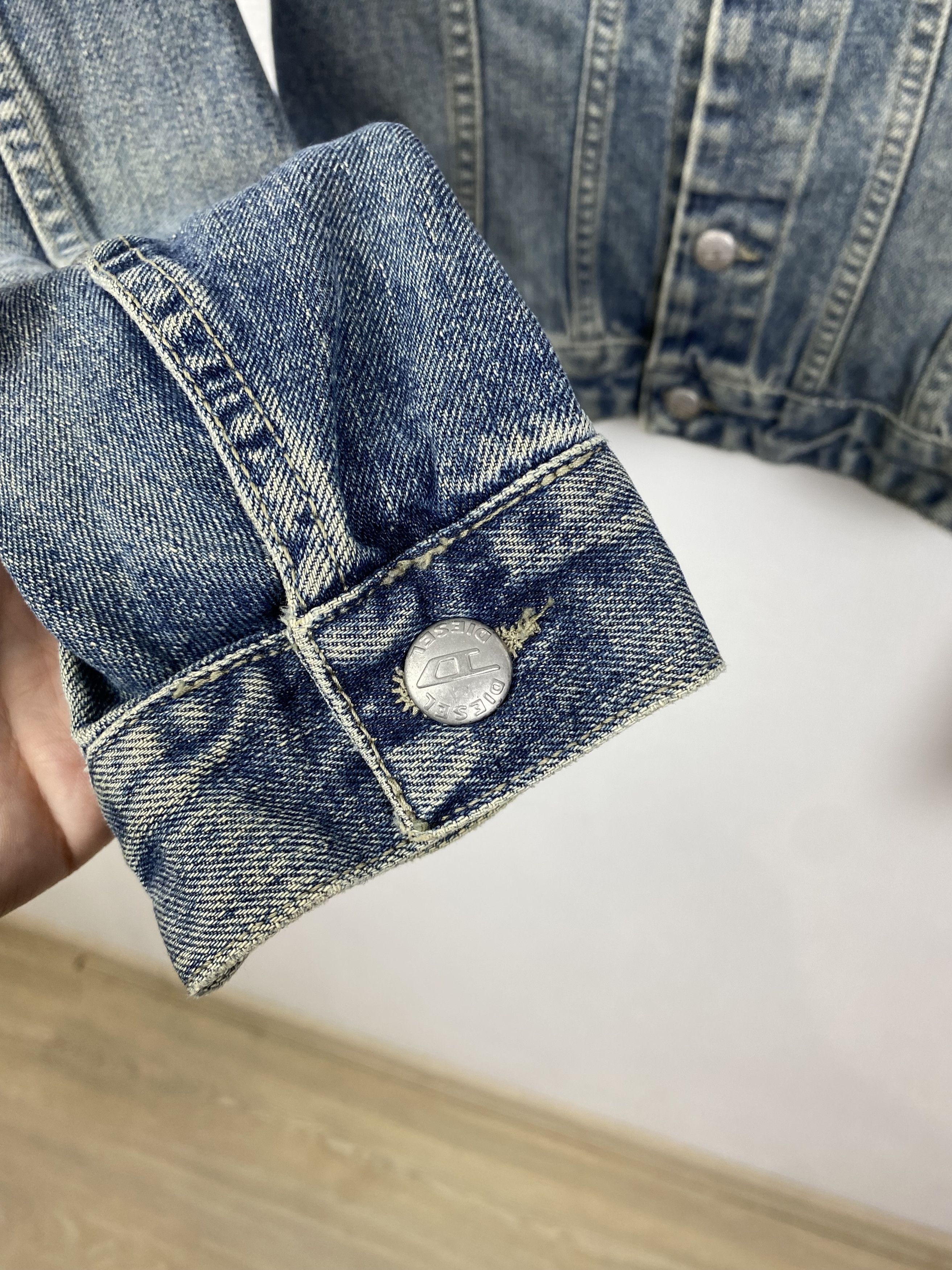Diesel × Vintage Diesel y2k Vintage Denim Jacket Womens size S Size S / US 4 / IT 40 - 7 Thumbnail
