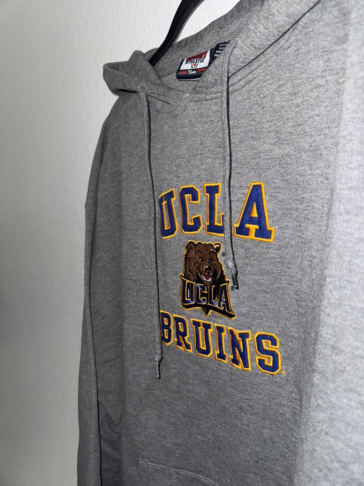 Other Varsity Athletic UCLA Bruins Mascot Hoodie Size US XXL / EU 58 / 5 - 3 Thumbnail
