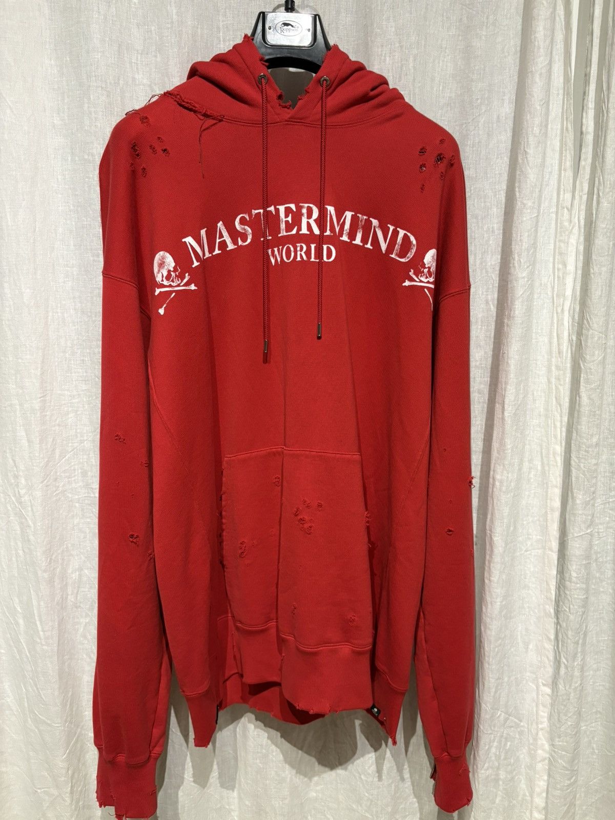 Mastermind Japan Very rare Red Mastermind Japan distressed hoodie Size US L / EU 52-54 / 3 - 2 Thumbnail