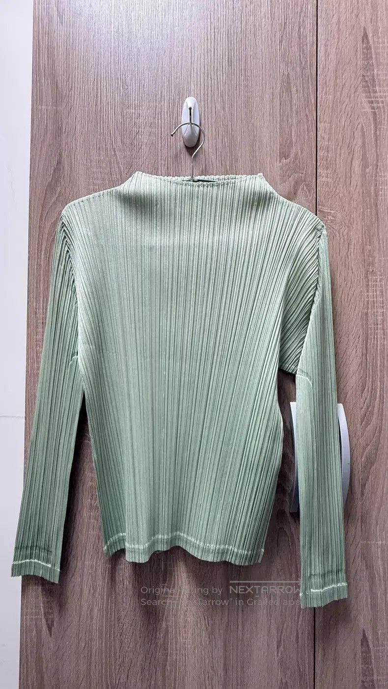 Issey Miyake Issey Miyake Light Green Long Sleeve Top Size L / US 10 / IT 46 - 2 Thumbnail