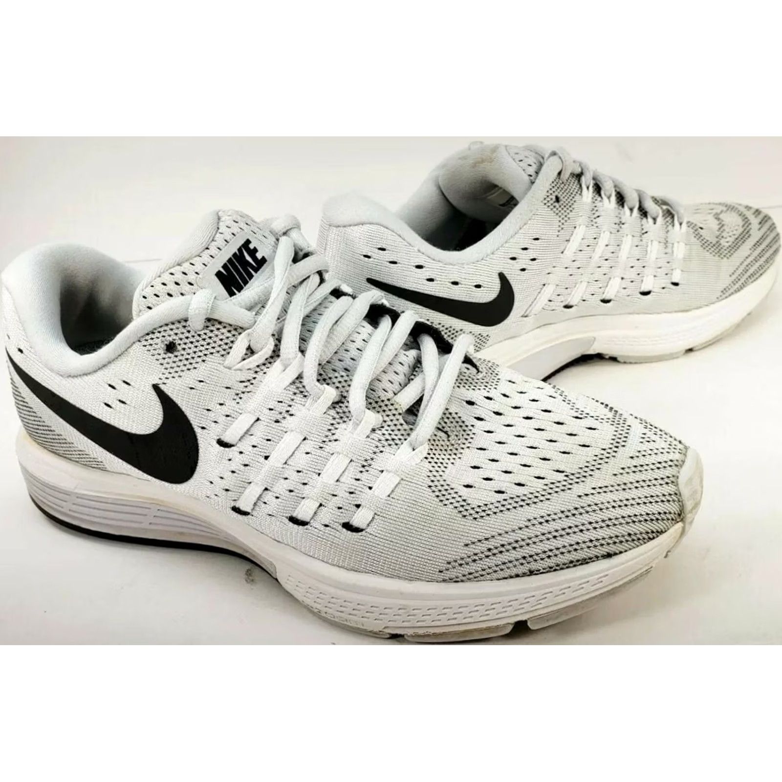 Nike User: Original Title: Nike Air Zoom Vomero 11 Grey/Black/White Sneakers #818100 002 Womens 7.5 Size US 7 / IT 37 - 5 Thumbnail