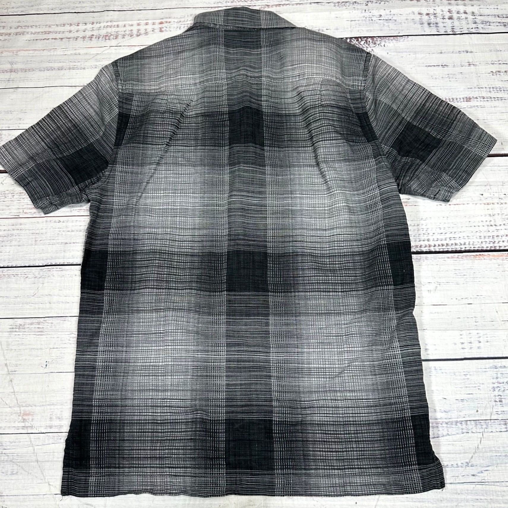 Tommy Bahama Tommy Bahama Womens Silk Cotton Button-Up Short Sleeve Shirt Sz S Gray Collar Shirt Womens Short Sleeve Button-Up Silk Cotton Gray Collar Size S / US 4 / IT 40 - 6 Thumbnail