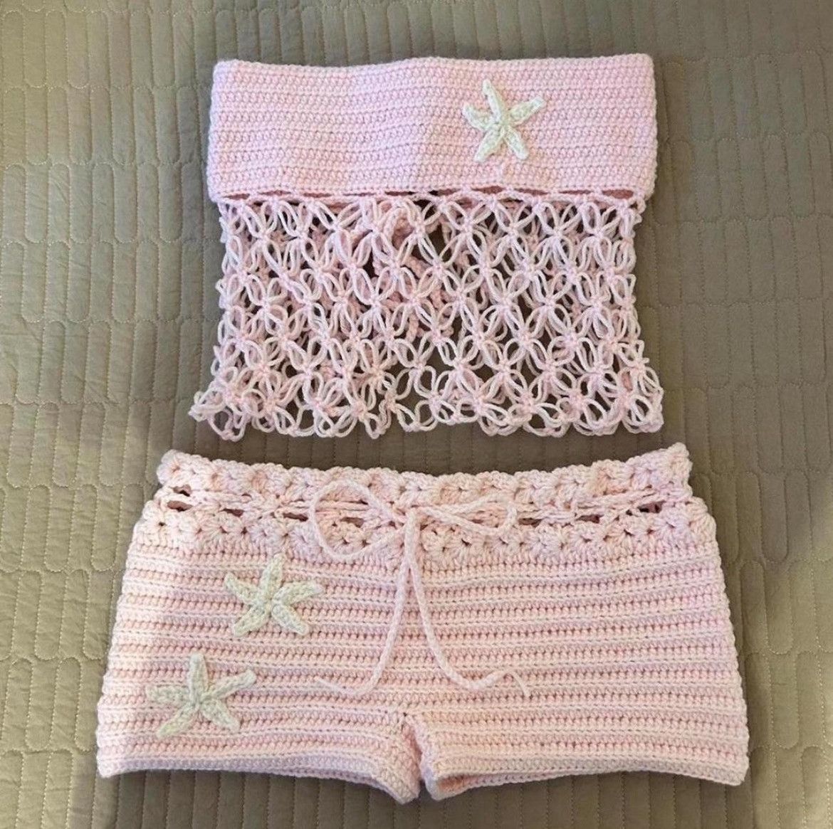 Handmade pink starfish crochet set! Size S / US 4 / IT 40 - 1 Thumbnail