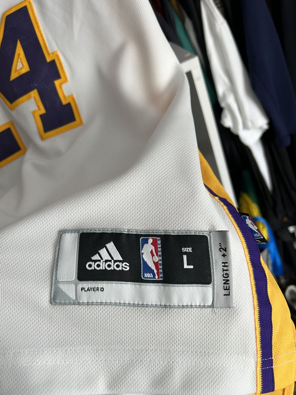 NBA Los Angeles Lakers #24 Bryant Adidas Basketball NBA jersey Size US L / EU 52-54 / 3 - 8 Thumbnail