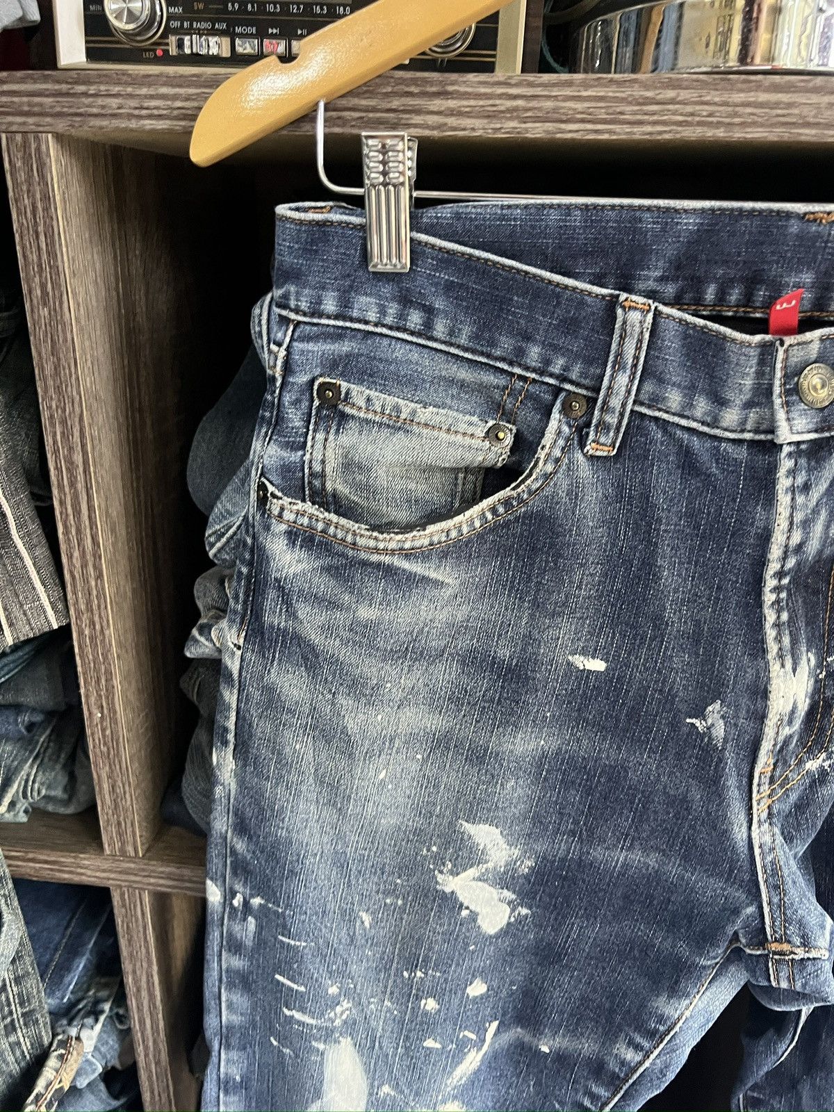 Uniqlo 🔥Uniqlo UJ Paint Splash Distressed Denim Size US 30 / EU 46 - 9 Thumbnail