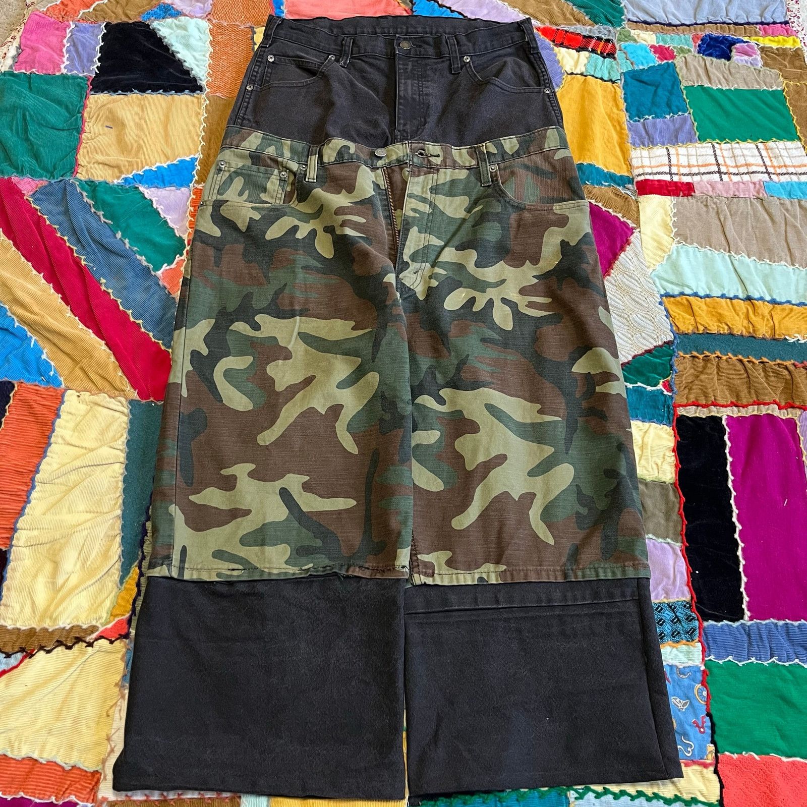 Other Upcycled False Sagging Black With Camo Baggy Work Pant 32x32 Size US 32 / EU 48 - 1 Thumbnail