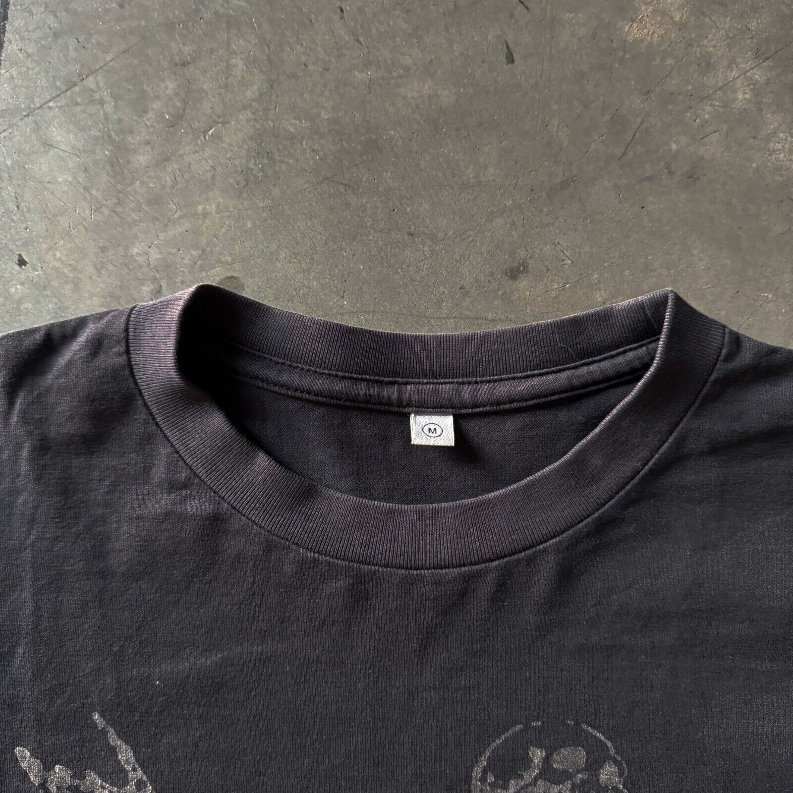 Uniqlo Who Laughs Last? Barbara Krueger Rage Against Machine Shirt Size US M / EU 48-50 / 2 - 3 Thumbnail