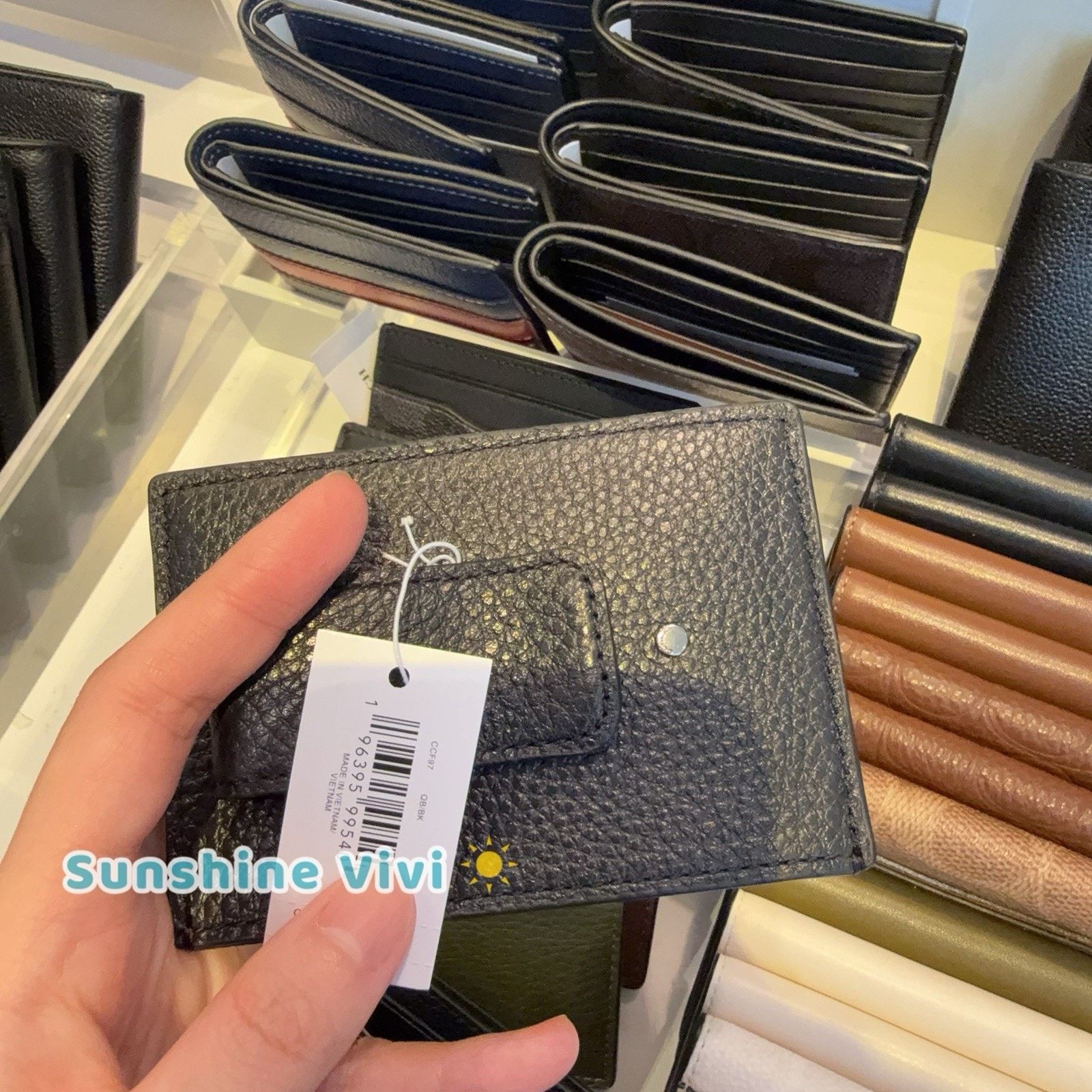 Coach NWT Coach Card Case With Money Clip In Leather CCF97 Black Size ONE SIZE - 4 Thumbnail