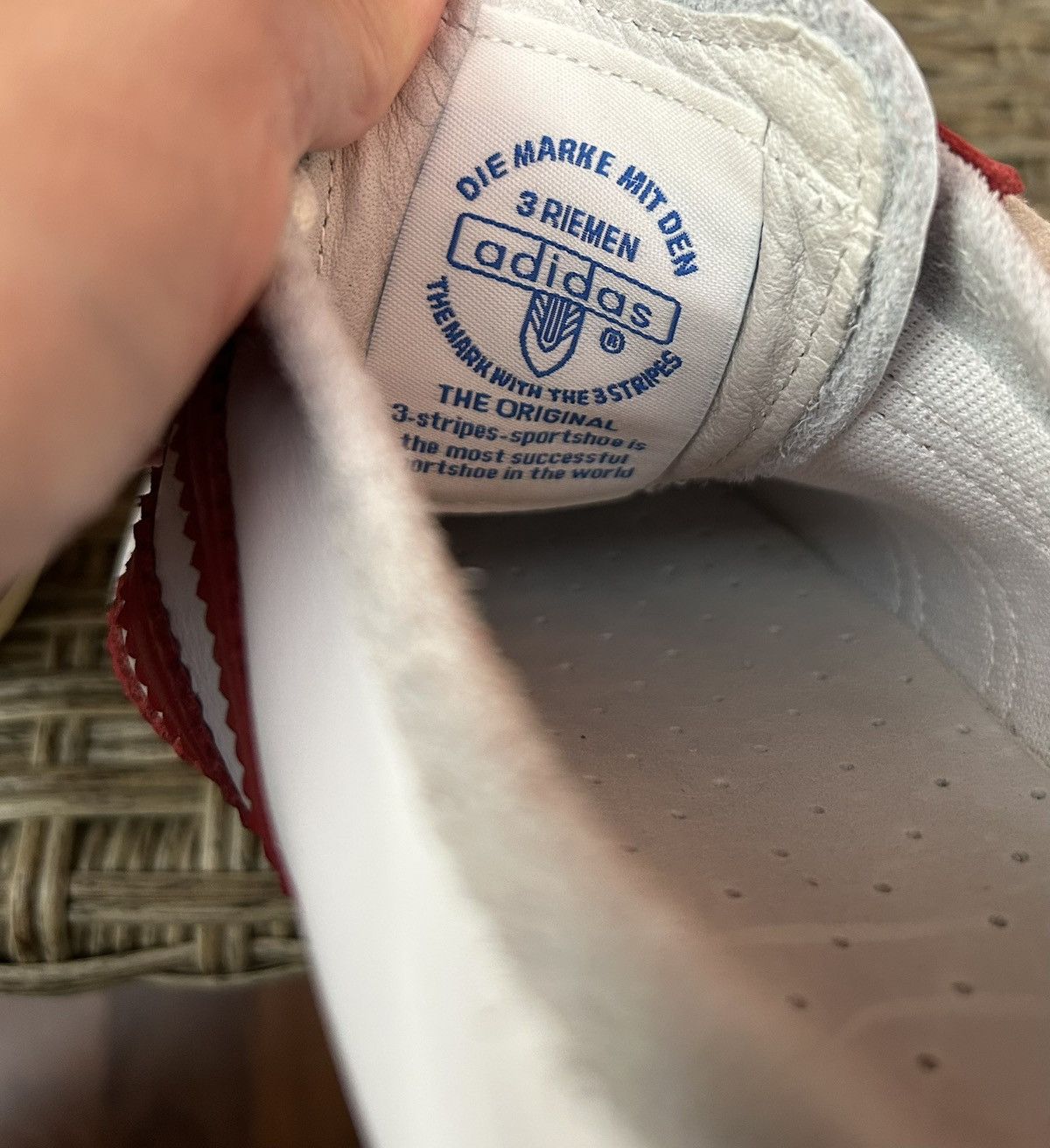 Adidas adidas Originals Japan White Power Red Low-Top Trainers Size US 6 / EU 39 - 9 Thumbnail