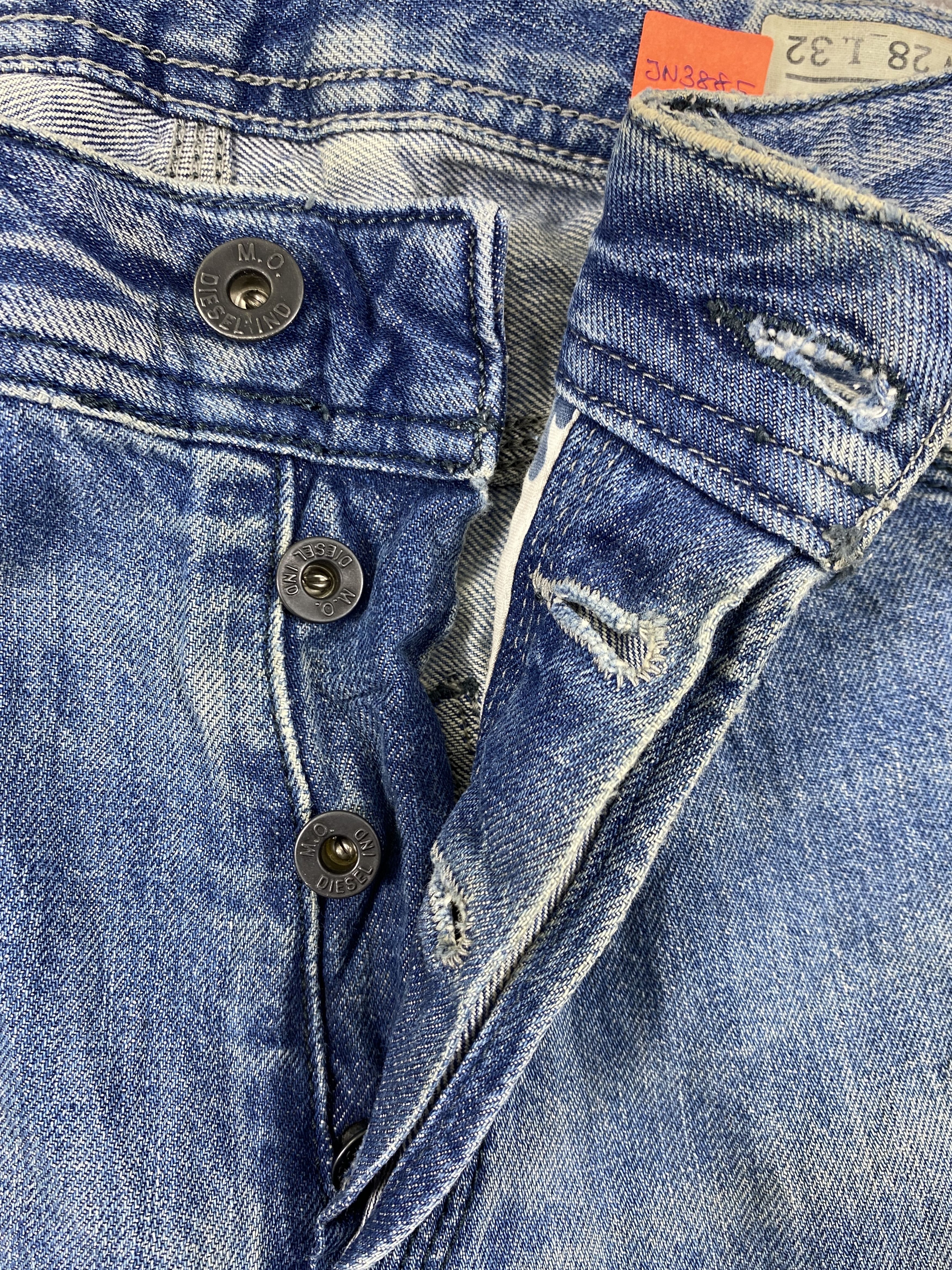 Diesel Faded Blue Vintage Diesel Jeans 31x31.5 Denim- JN3885 Size US 31 - 6 Thumbnail