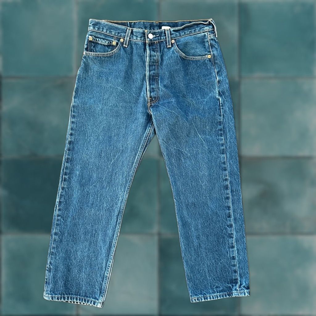 Levi's VINTAGE Levi's 501 XX Jeans Denim Straight 34x30 Button Fly 90s USA Men Size US 34 / EU 50 - 1 Thumbnail