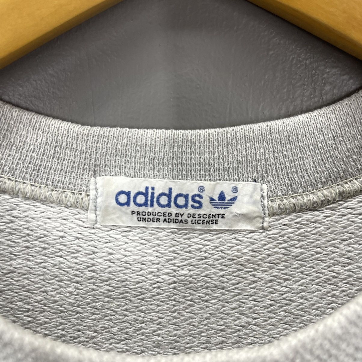 Adidas 90s Vintage ADIDAS TRIFOIL Crew Neck Sweatshirt #1468/AY Size US M / EU 48-50 / 2 - 7 Thumbnail